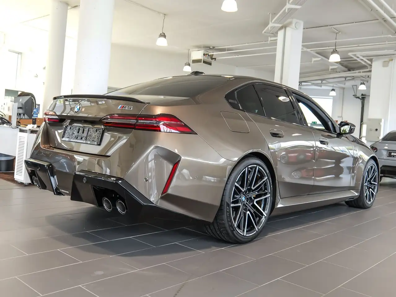 BMW M5 Limousine 0,5% Versteu. INIDIVIDUAL Ultimate Packa 3
