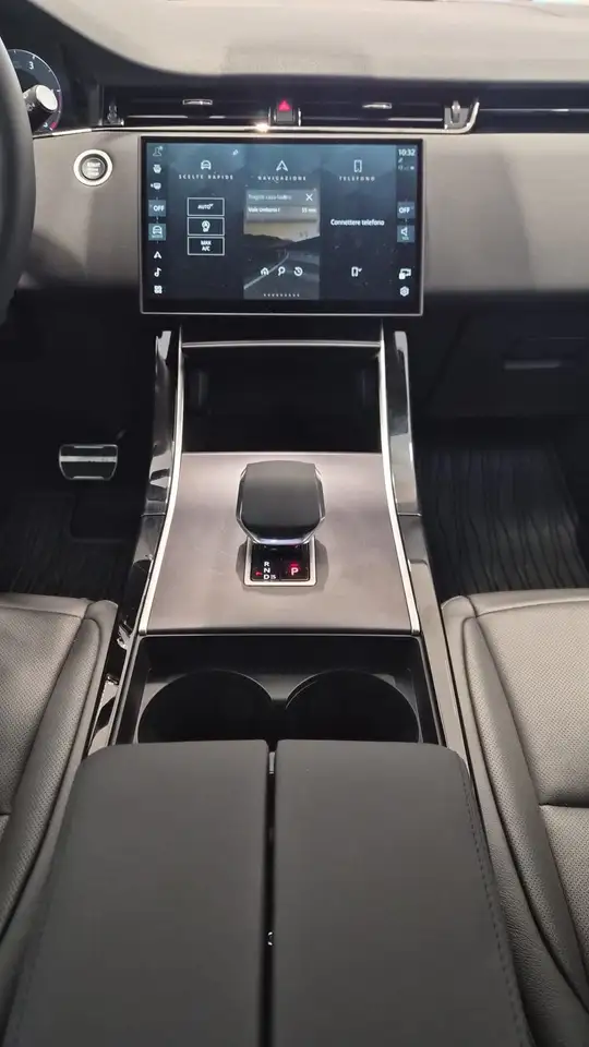 Land Rover Range Rover Evoque 2026 — фото 15