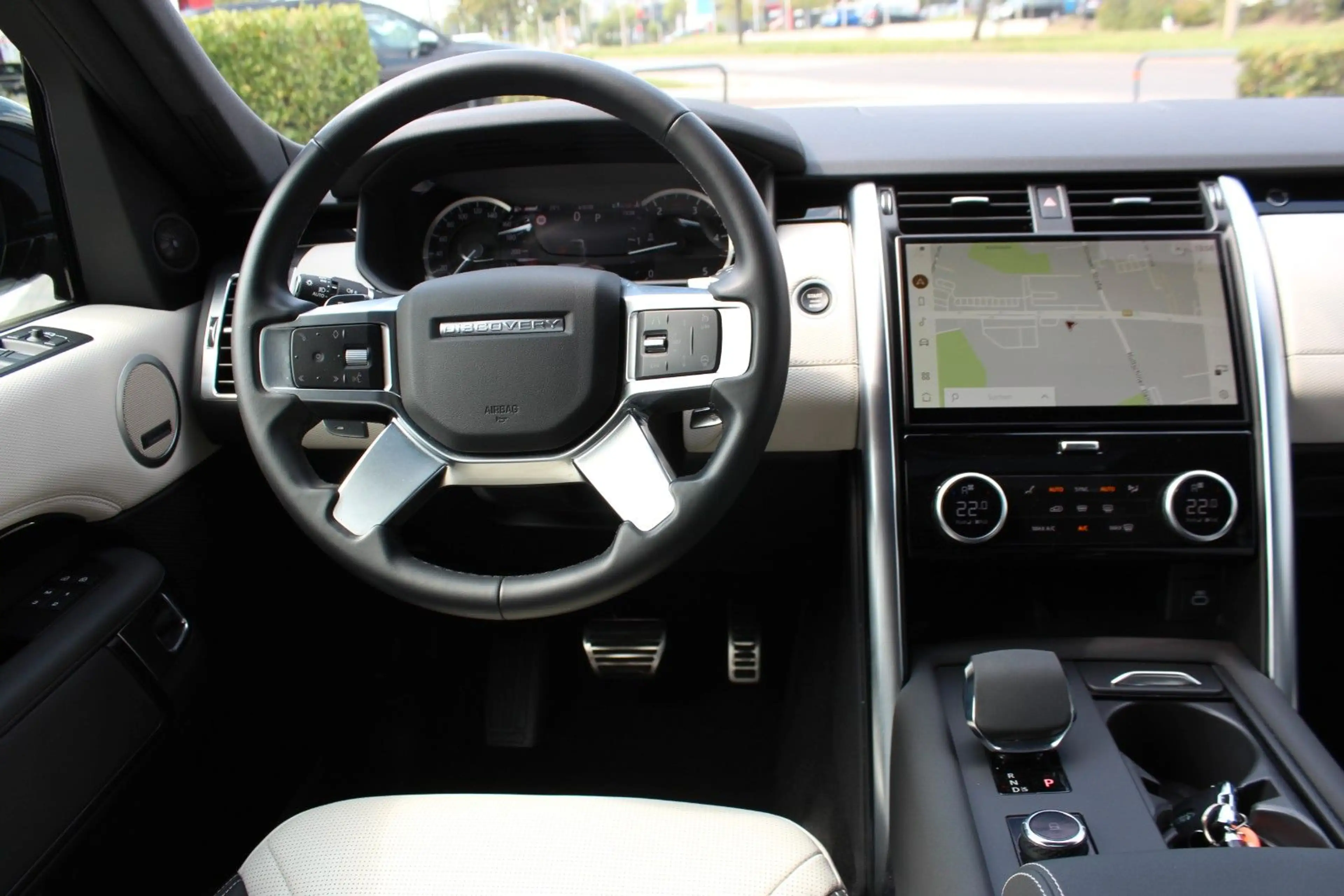 Land Rover Discovery 5 R-Dynamic SE D300 AWD ACC Pano AHK — photo 7