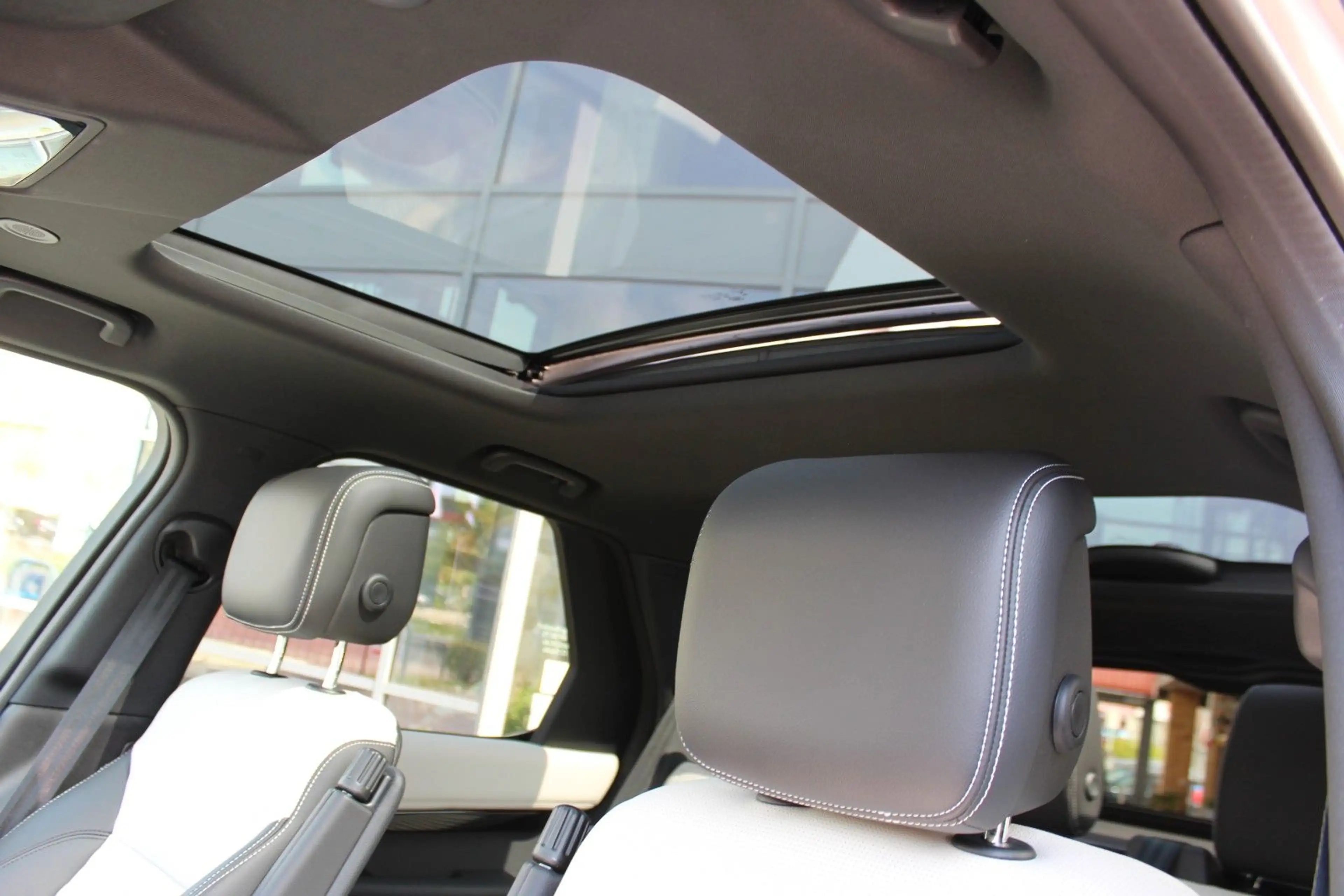Land Rover Discovery 5 R-Dynamic SE D300 AWD ACC Pano AHK — photo 13