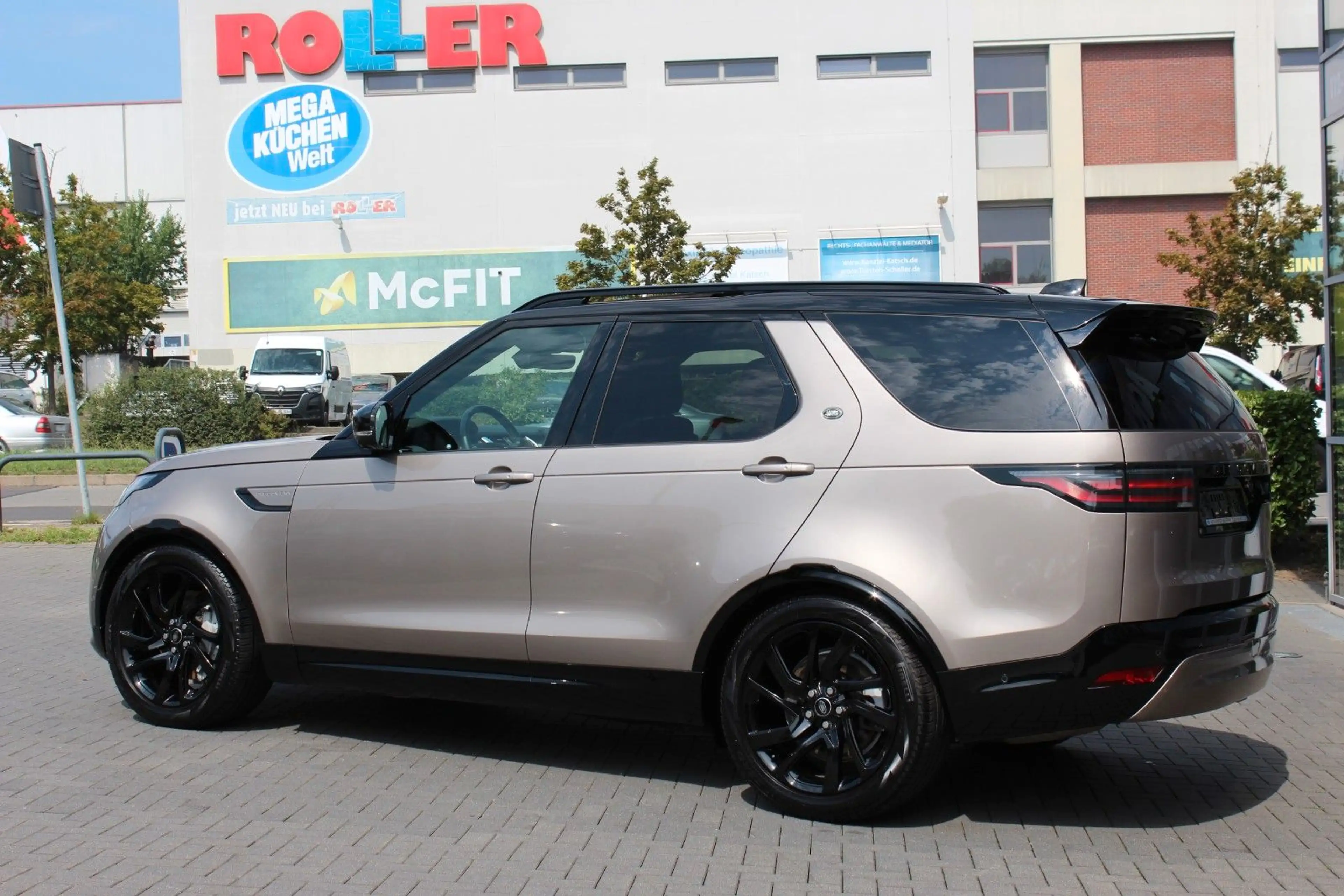 Land Rover Discovery 5 R-Dynamic SE D300 AWD ACC Pano AHK — photo 5