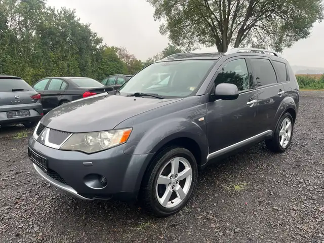 Mitsubishi Outlander 2.2 DI-D Intense