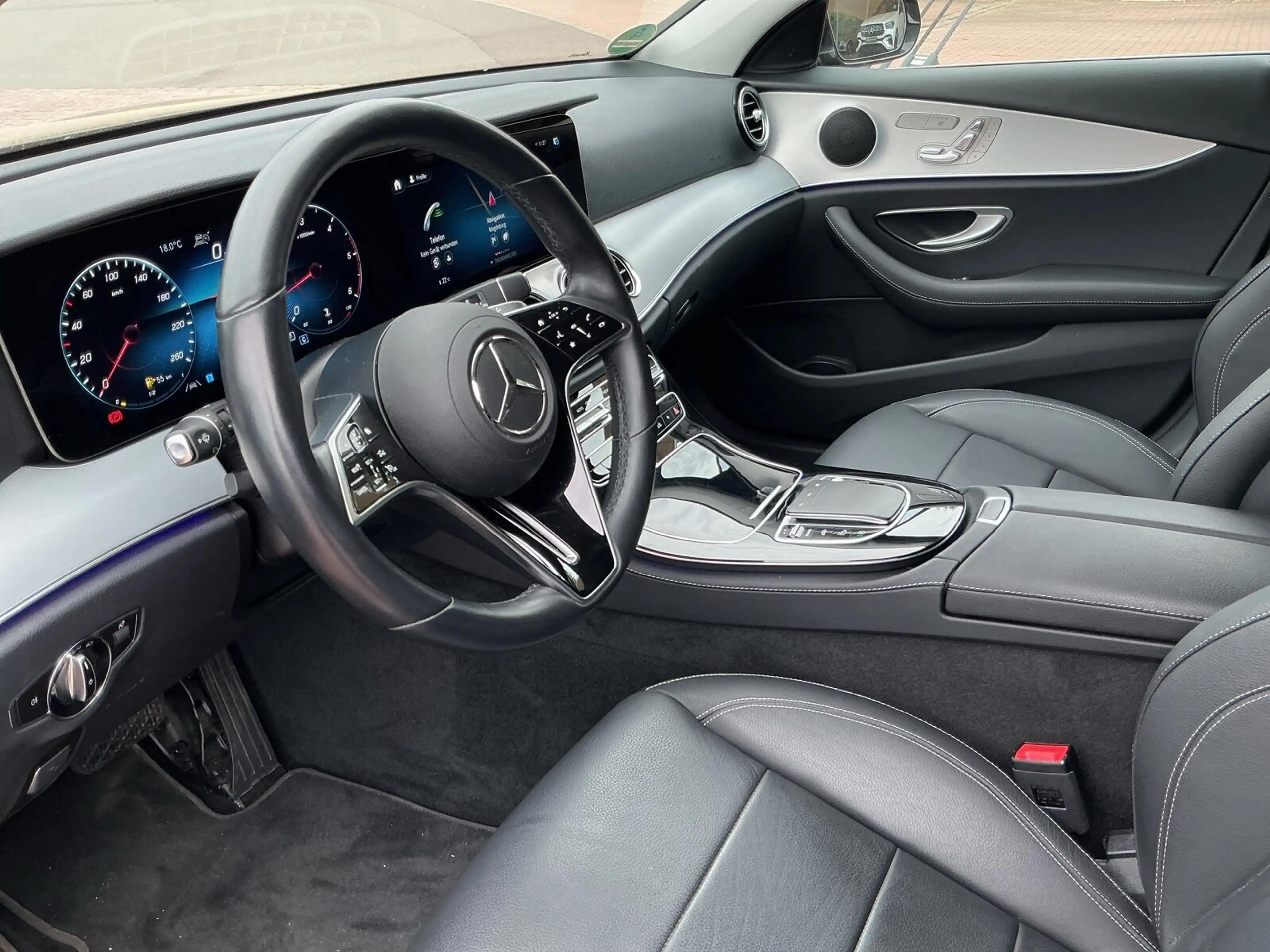 Mercedes-Benz E 400 E 400 d 4M T Ava Distro Rüka Memory Spiegelpaket — photo 9