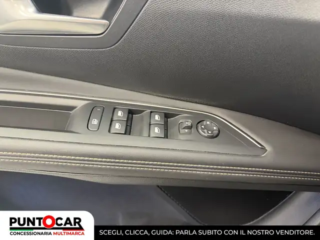 Peugeot 3008 view 24