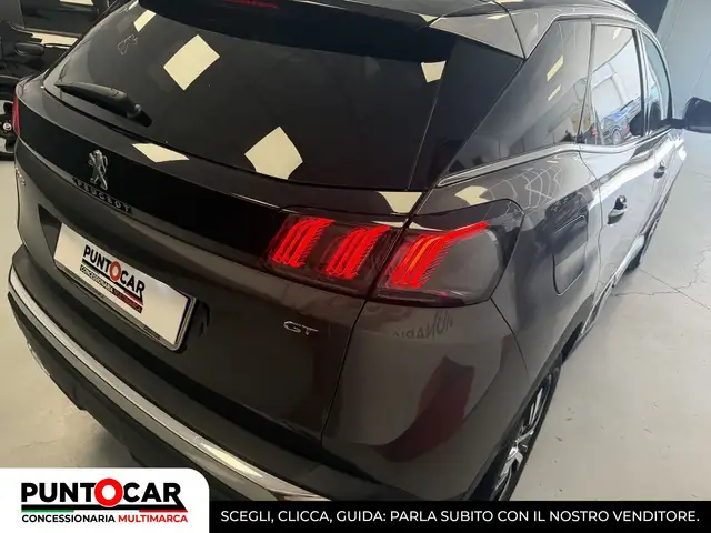 Peugeot 3008 view 11