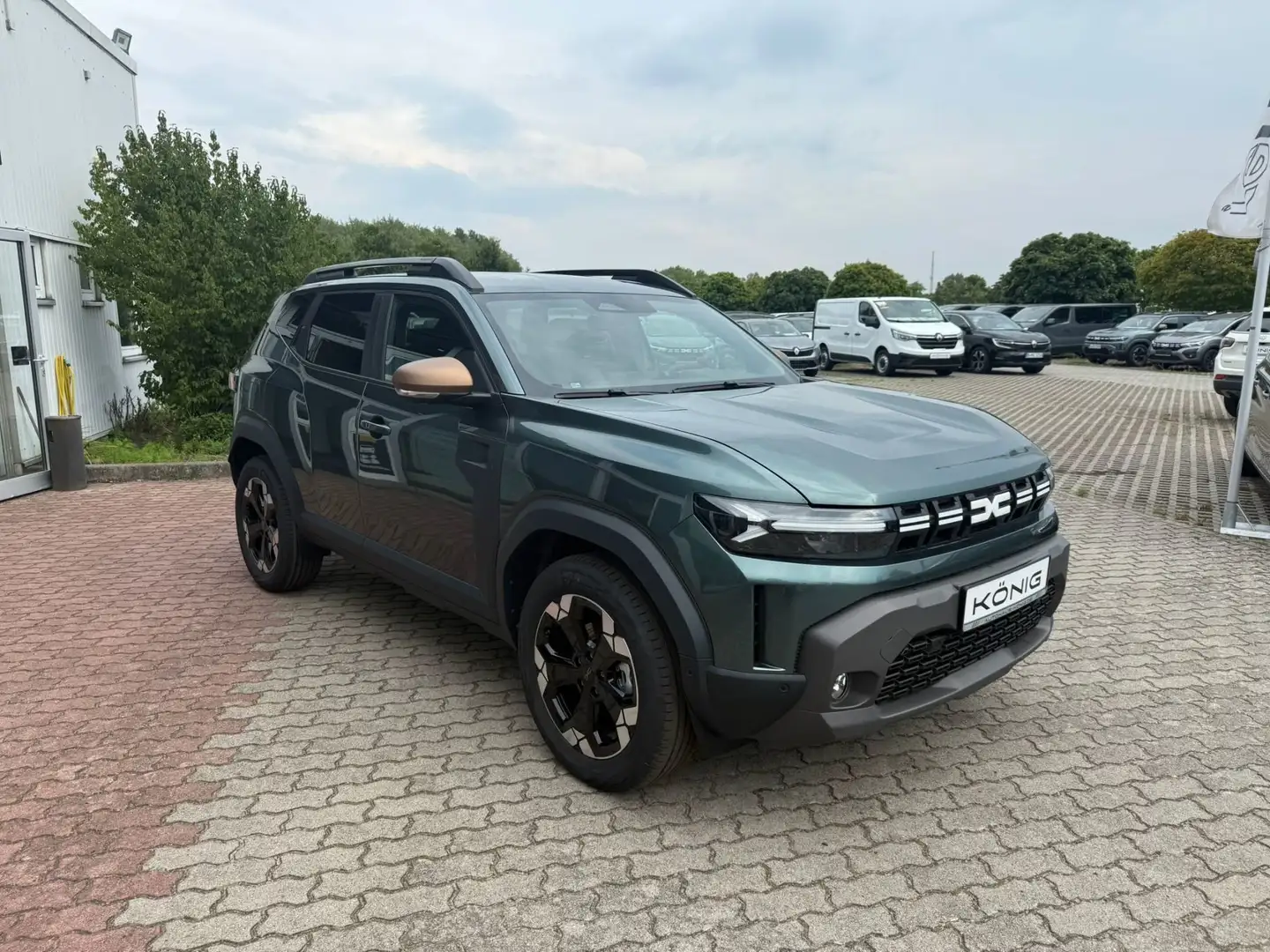 Dacia Duster Extreme HYBRID 140 Grün - 2