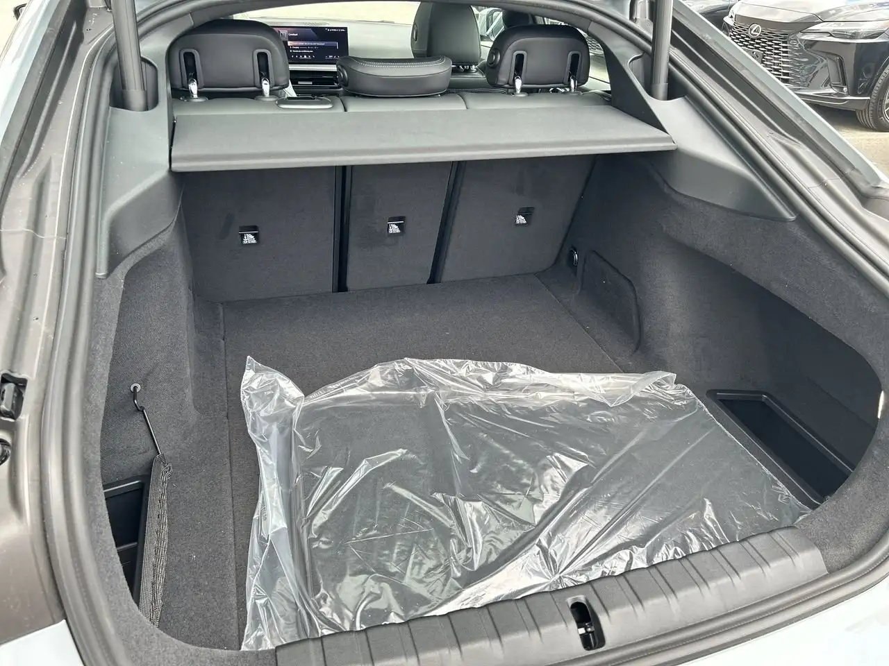 BMW i4 fotografie BMW i4