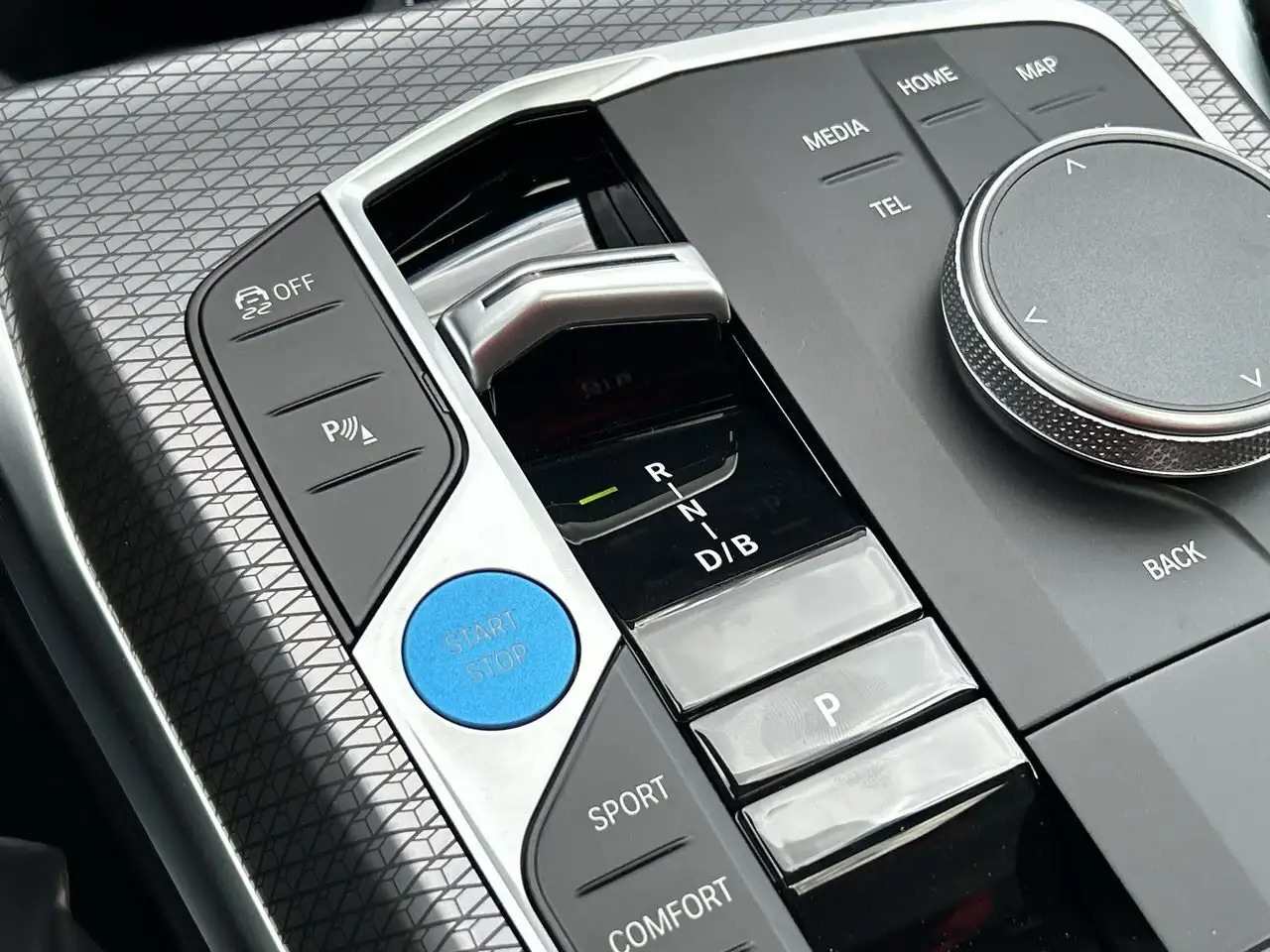 BMW i4 fotografie BMW i4