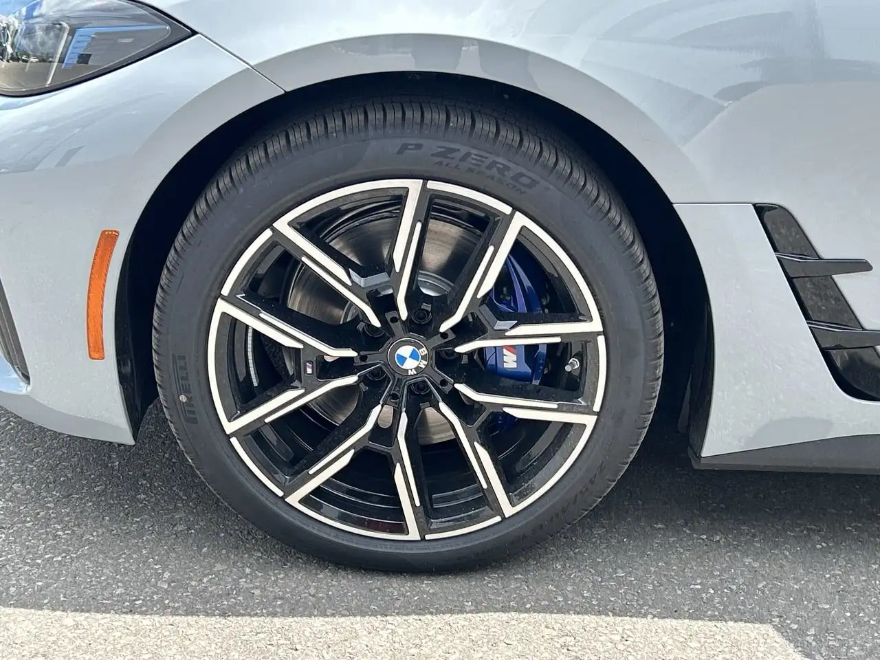 BMW i4 fotografie BMW i4