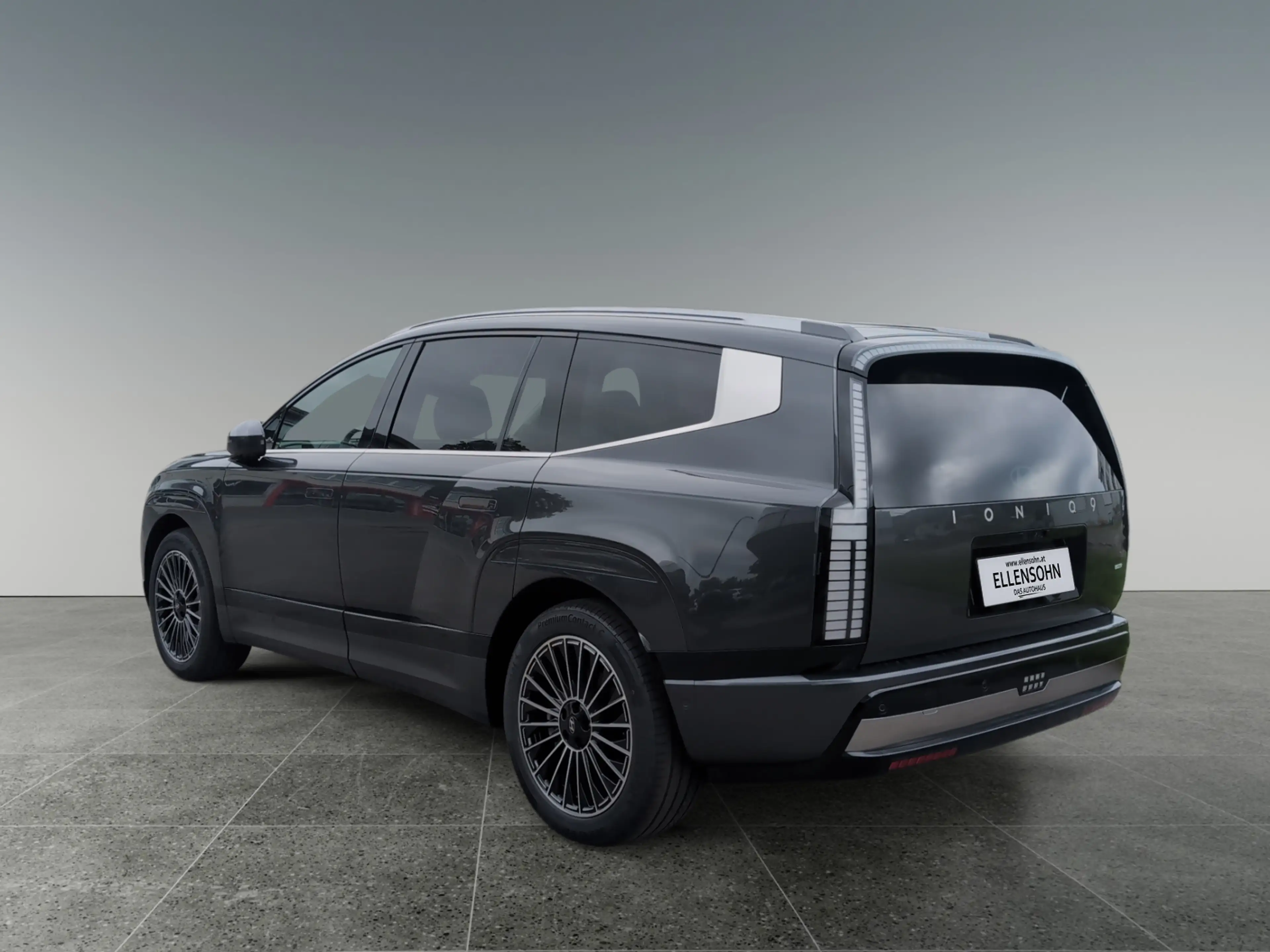 Hyundai IONIQ 9 Calligraphy 110 kWh 4WD — photo 3