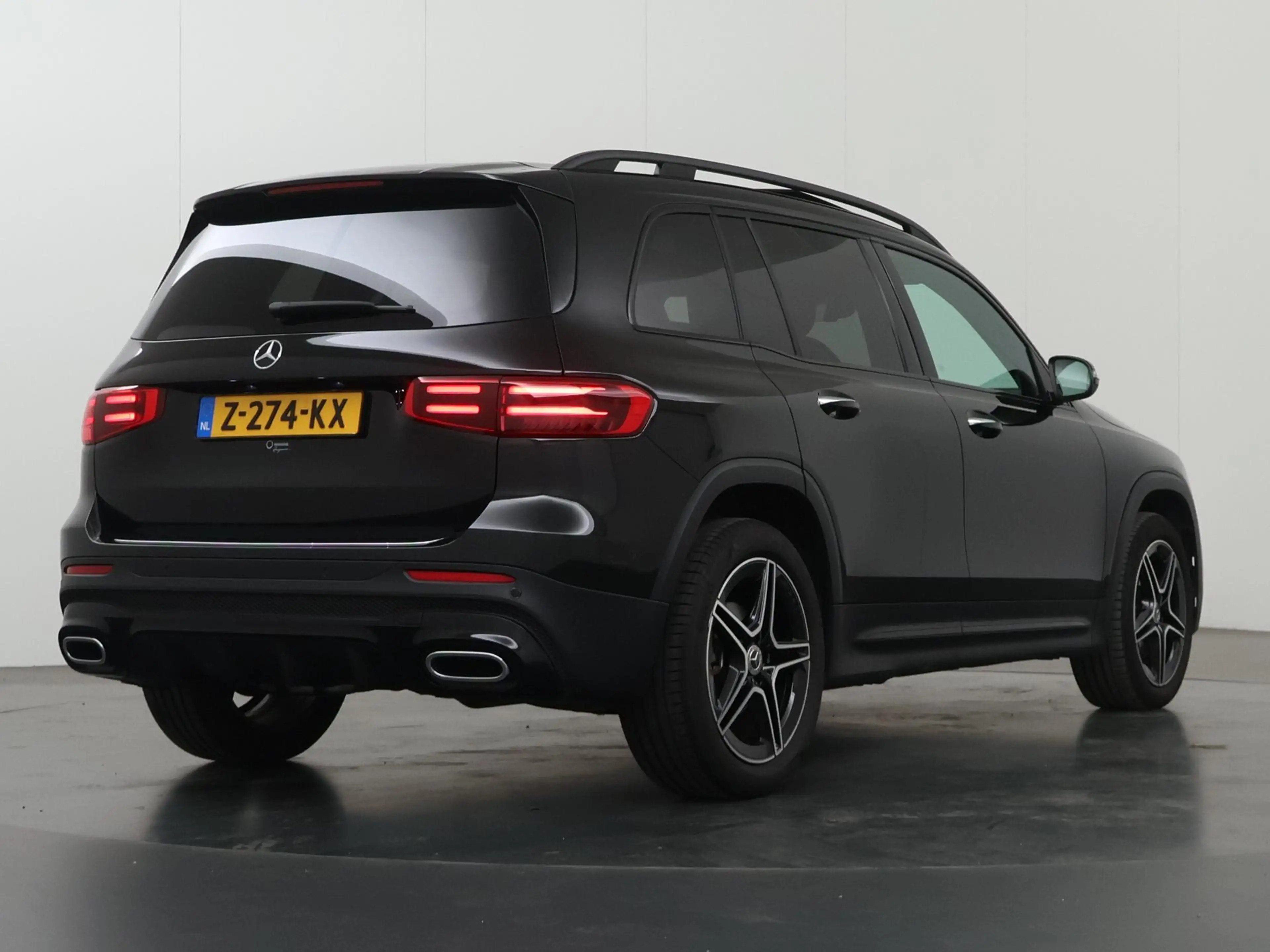 Mercedes-Benz GLB 180 AMG Line | Night | Panoramadak | Multibeam | 19" l — photo 2