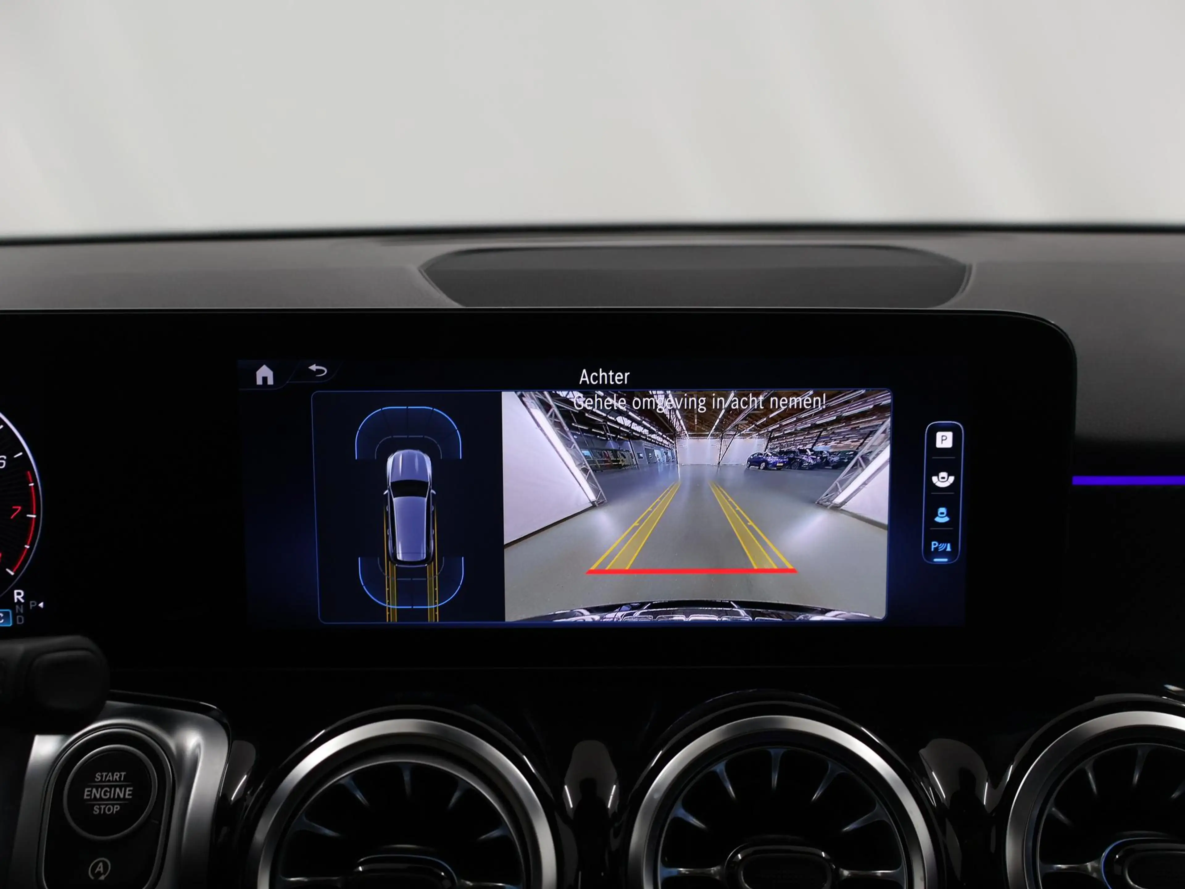 Mercedes-Benz GLB 180 AMG Line | Night | Panoramadak | Multibeam | 19" l — photo 14