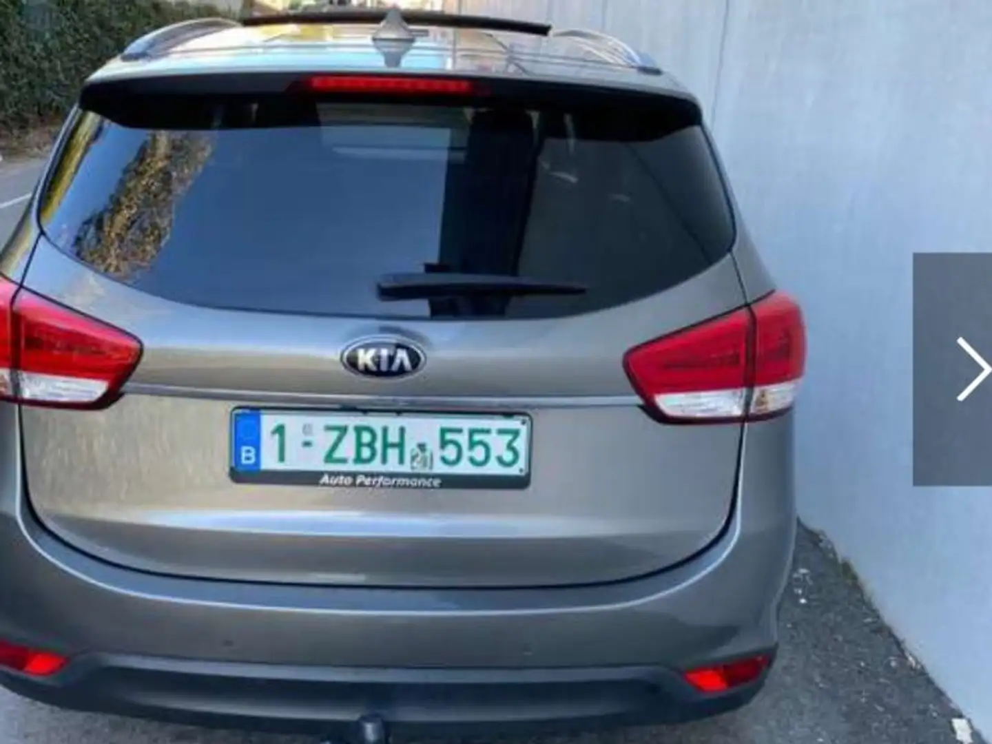 Kia Carens Carens LS Зелений - 1