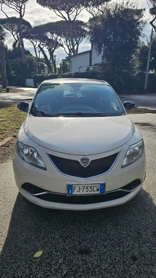 Lancia Ypsilon 1.2 Platinum 69cv my16 - 1