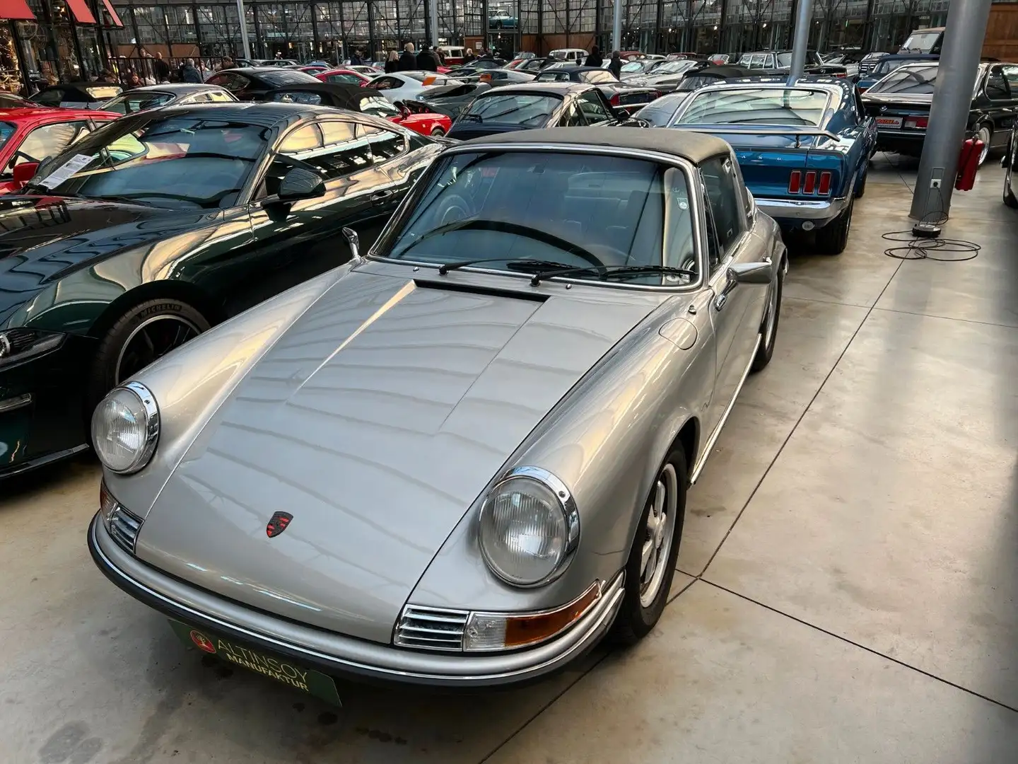 Porsche 911 E Targa 2.4 L Ölklappe  Matching Numbers Stříbrná - 2
