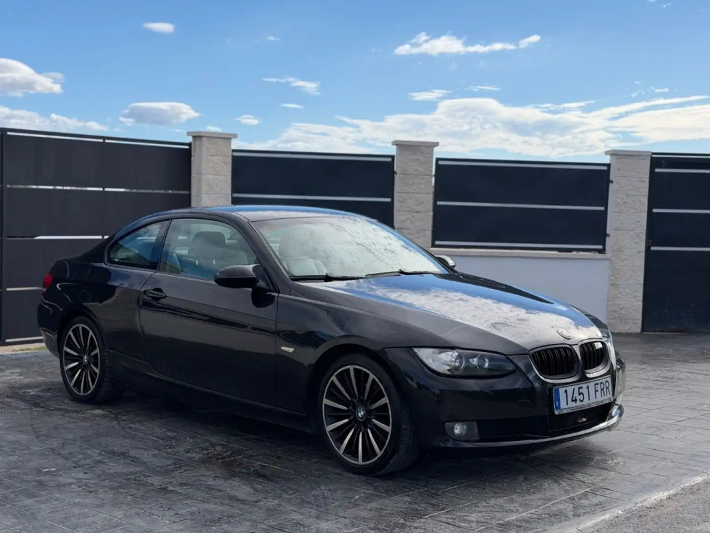 BMW 320 320i Coupé Zwart - 2
