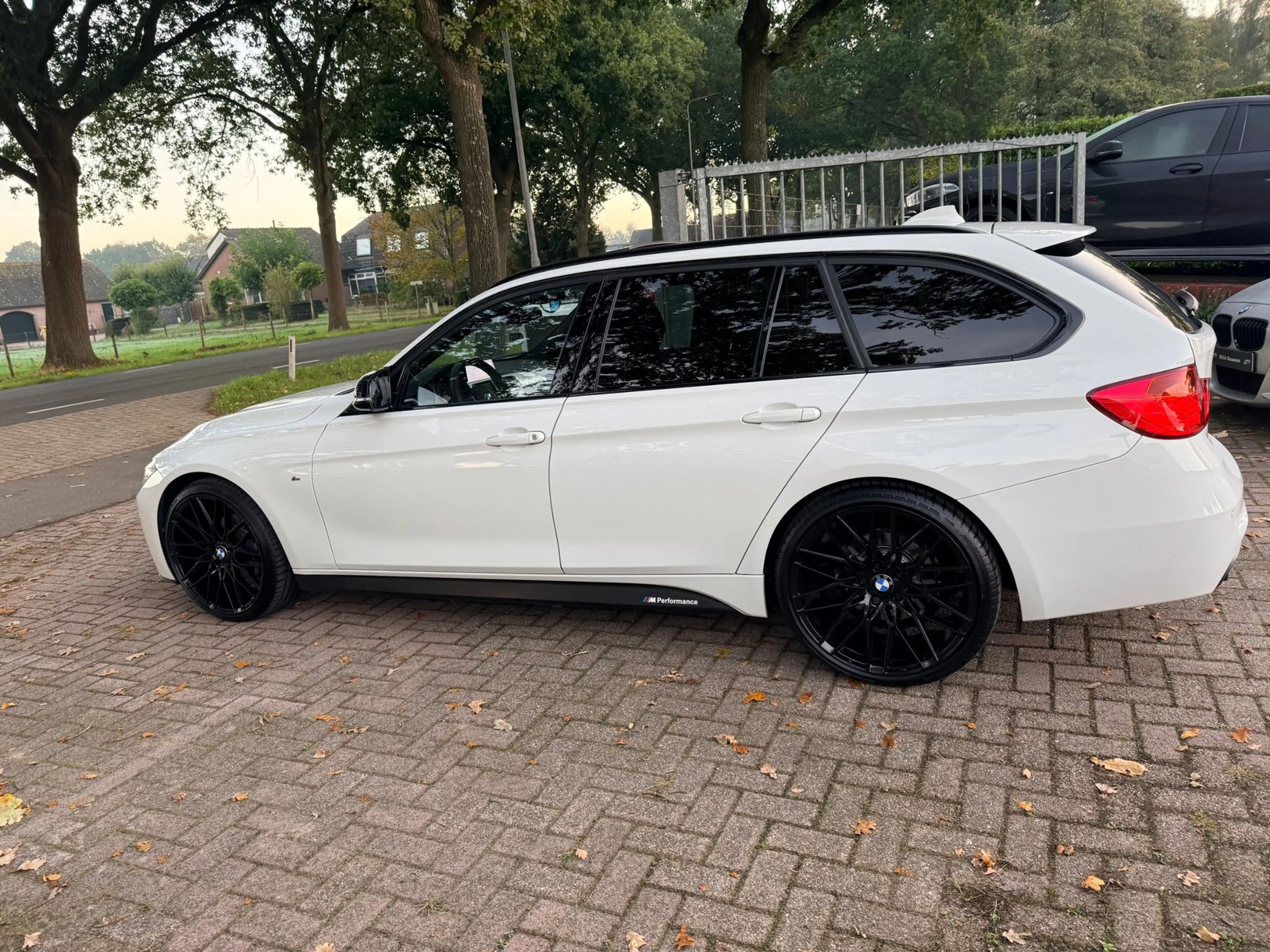 BMW 316 3-serie Touring 316i Executive M Sport|Nieuwe Kett — photo 12
