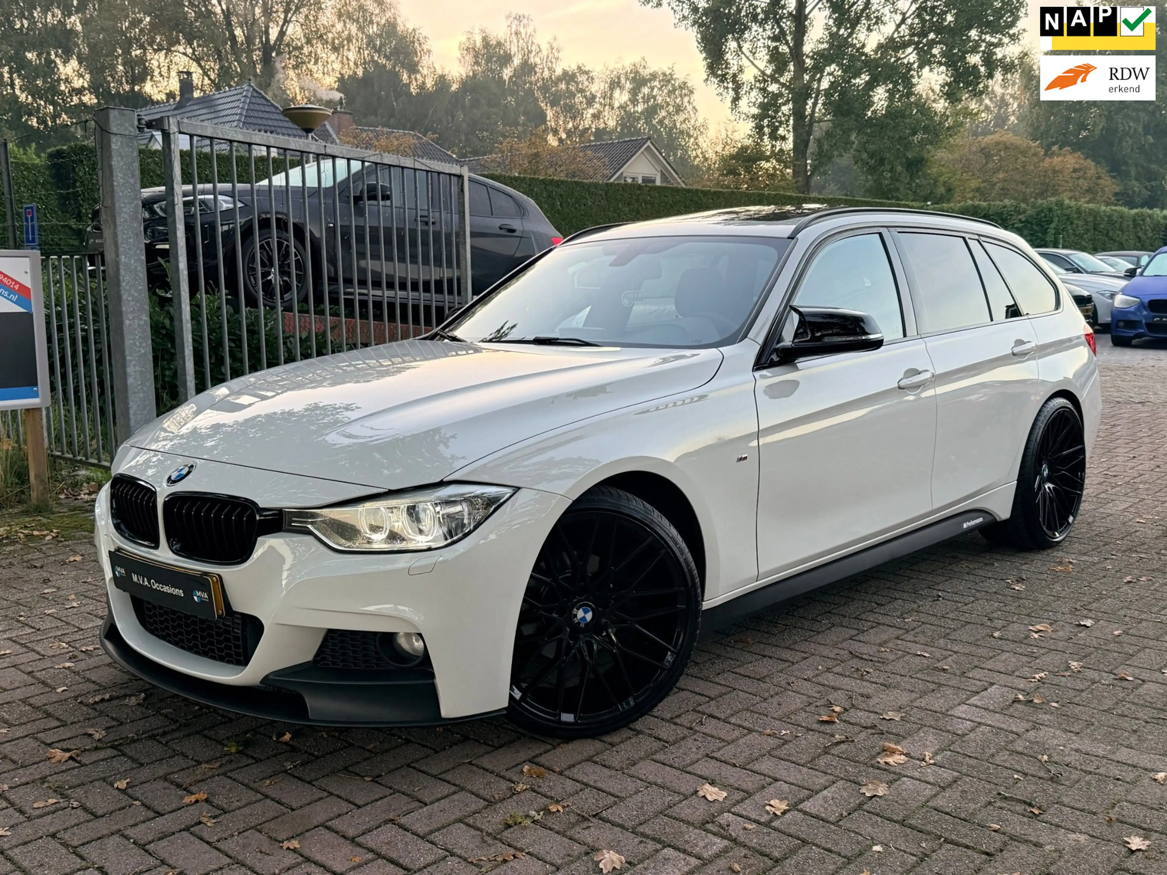 BMW 316 3-serie Touring 316i Executive M Sport|Nieuwe Kett
