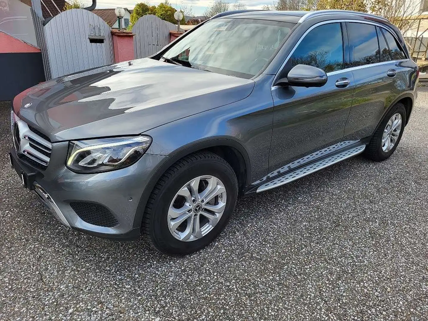 Mercedes-Benz GLC 250 GLC 250d 4MATIC Aut. Grau - 1