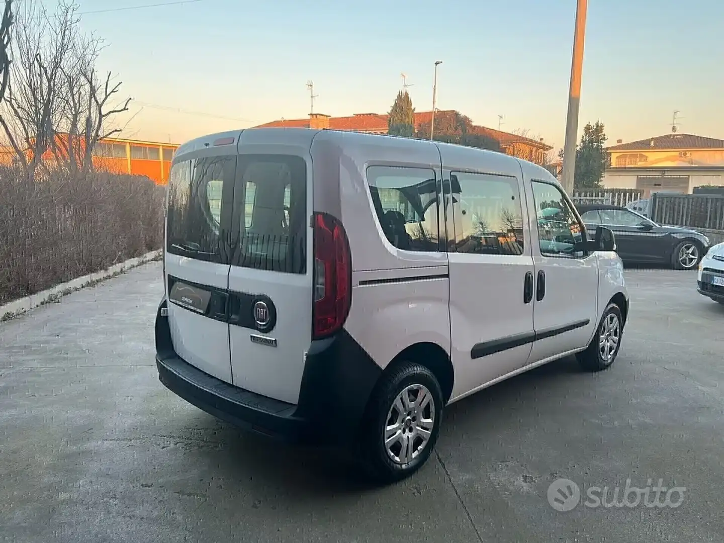 Fiat Doblo 1,3 MJT Euro 6 --- N1 5 posti - 2