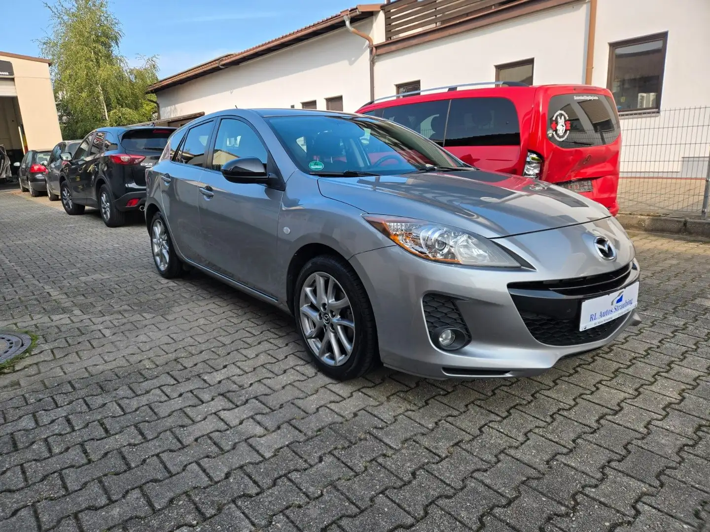 Mazda 3 Lim. Kenko*1. Hand*8 Fach bereift* Grau - 1