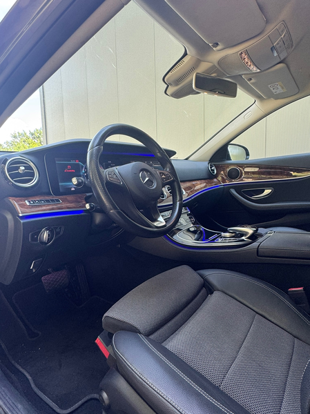 Mercedes-Benz E 350 e Business Solution AMG - 2017 - Head up - 360 Cam — photo 15