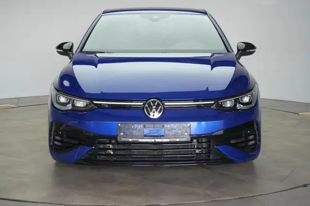 Volkswagen Golf view 2