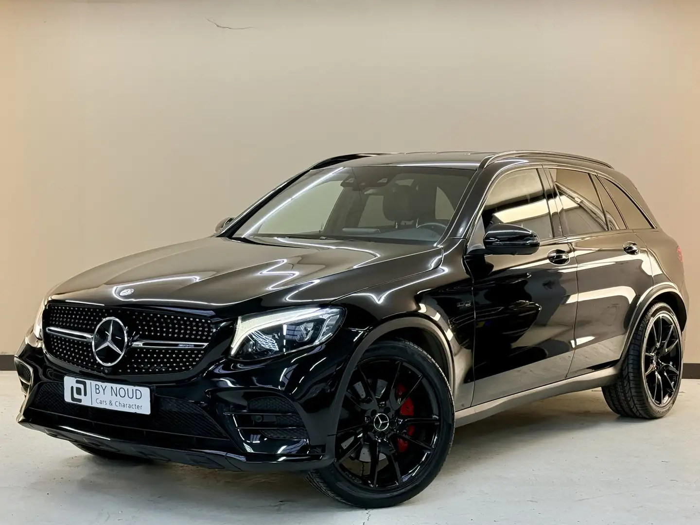 Mercedes-Benz GLC 43 AMG 4MATIC, 368Pk, 2017, Liefhebbers auto, Rode gordel Zwart - 1
