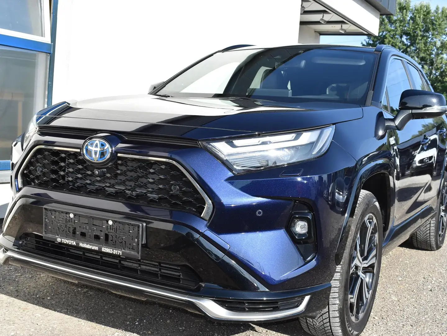 Toyota RAV 4 Plug-in Hybrid 4x4 - 1