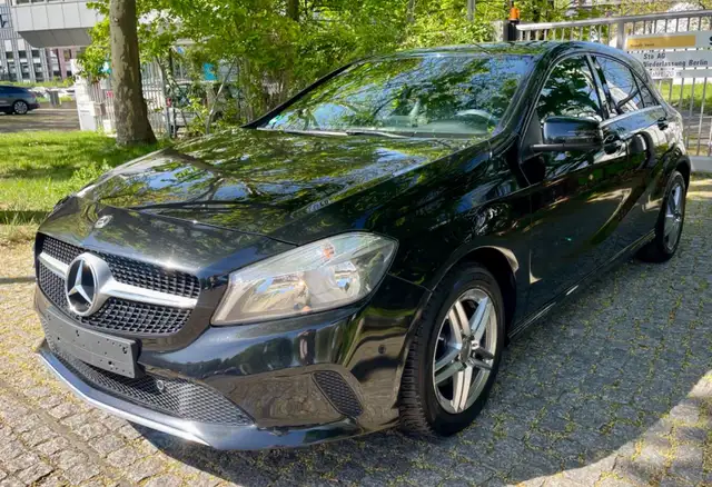 Mercedes-Benz A 200 BlueEfficiency NAVI KAMERA PDC