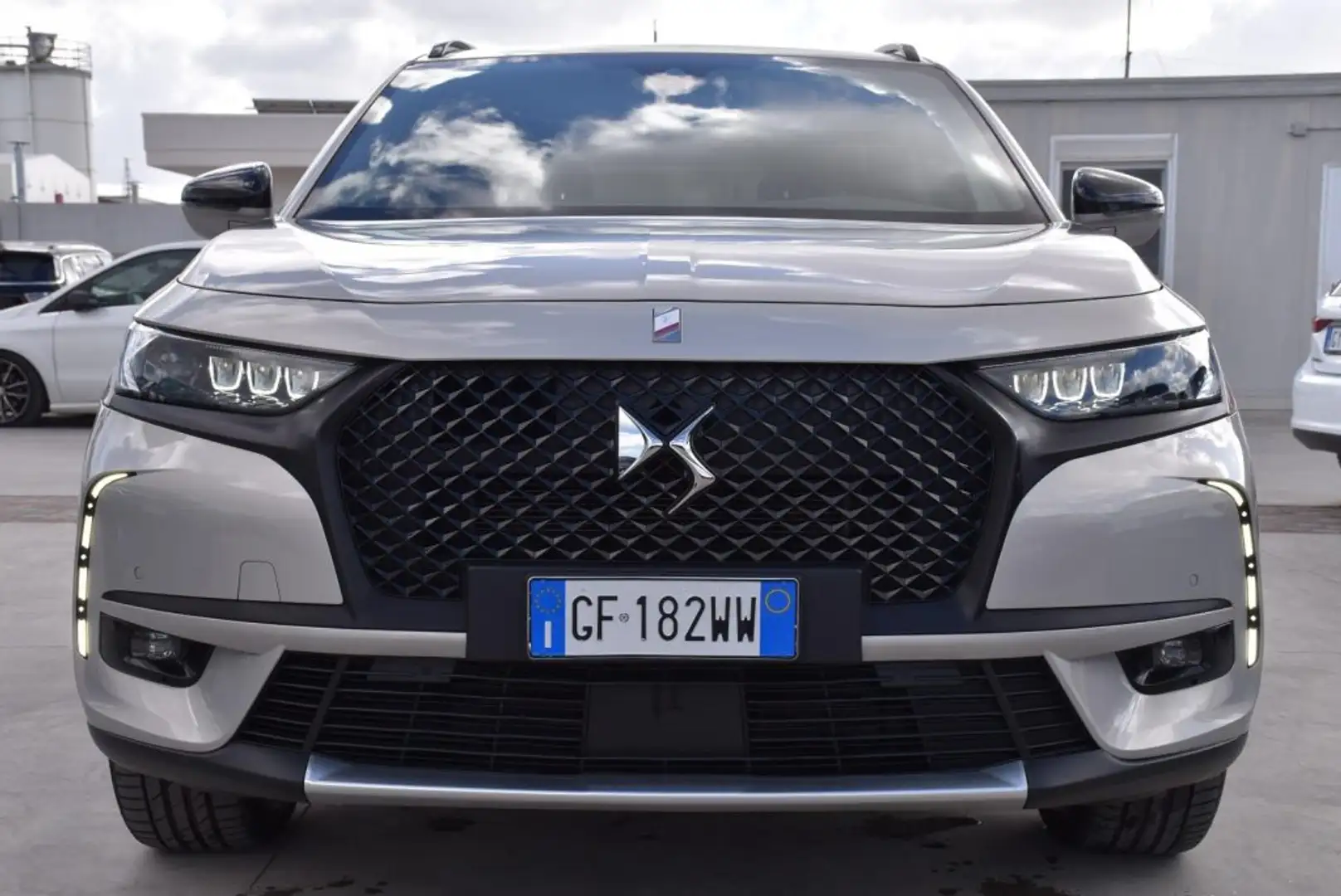 DS Automobiles DS 7 Crossback E-Tense 4x4 Performance Line+ *Pelle,sedili risc.* Bianco - 2