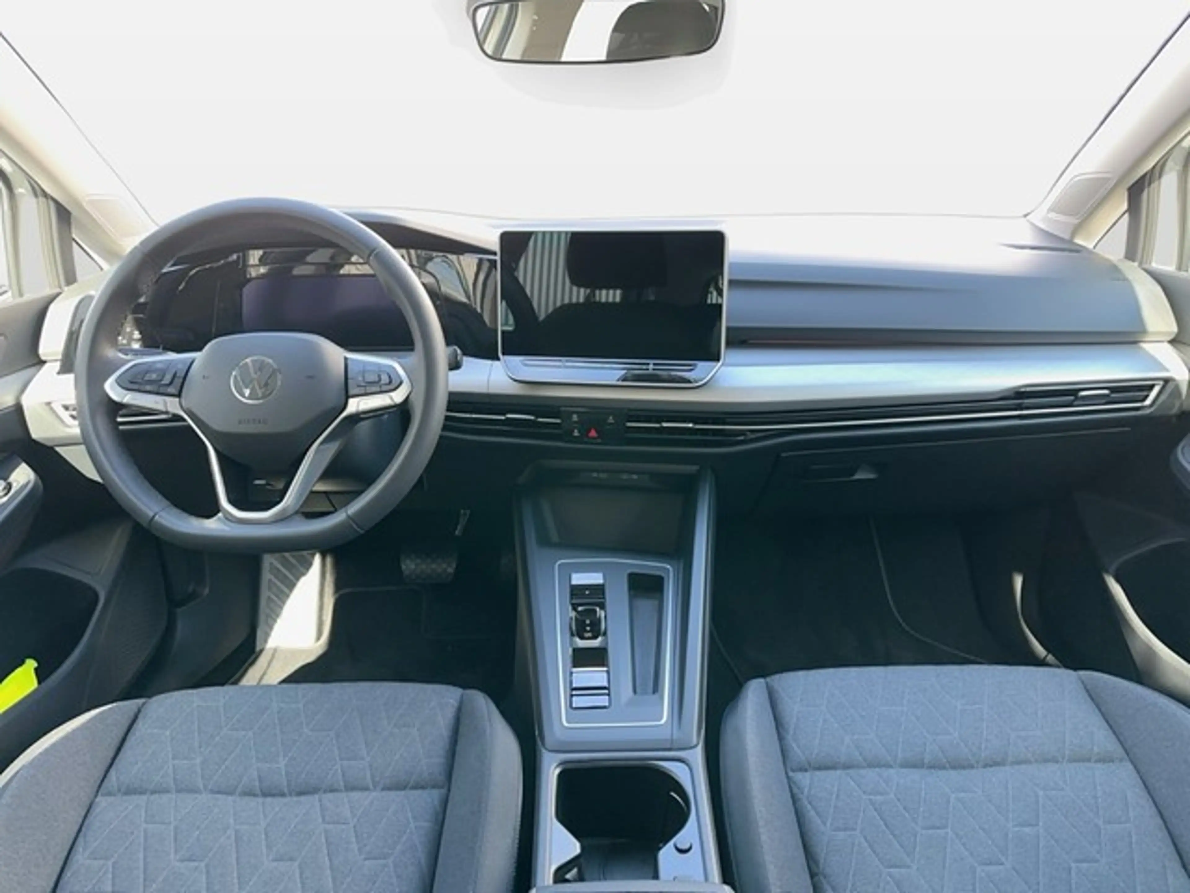 Volkswagen Golf Life 1,5 l eTSI DSG LED+ SIDE ASSIST+ ACC+ APP ... — photo 11