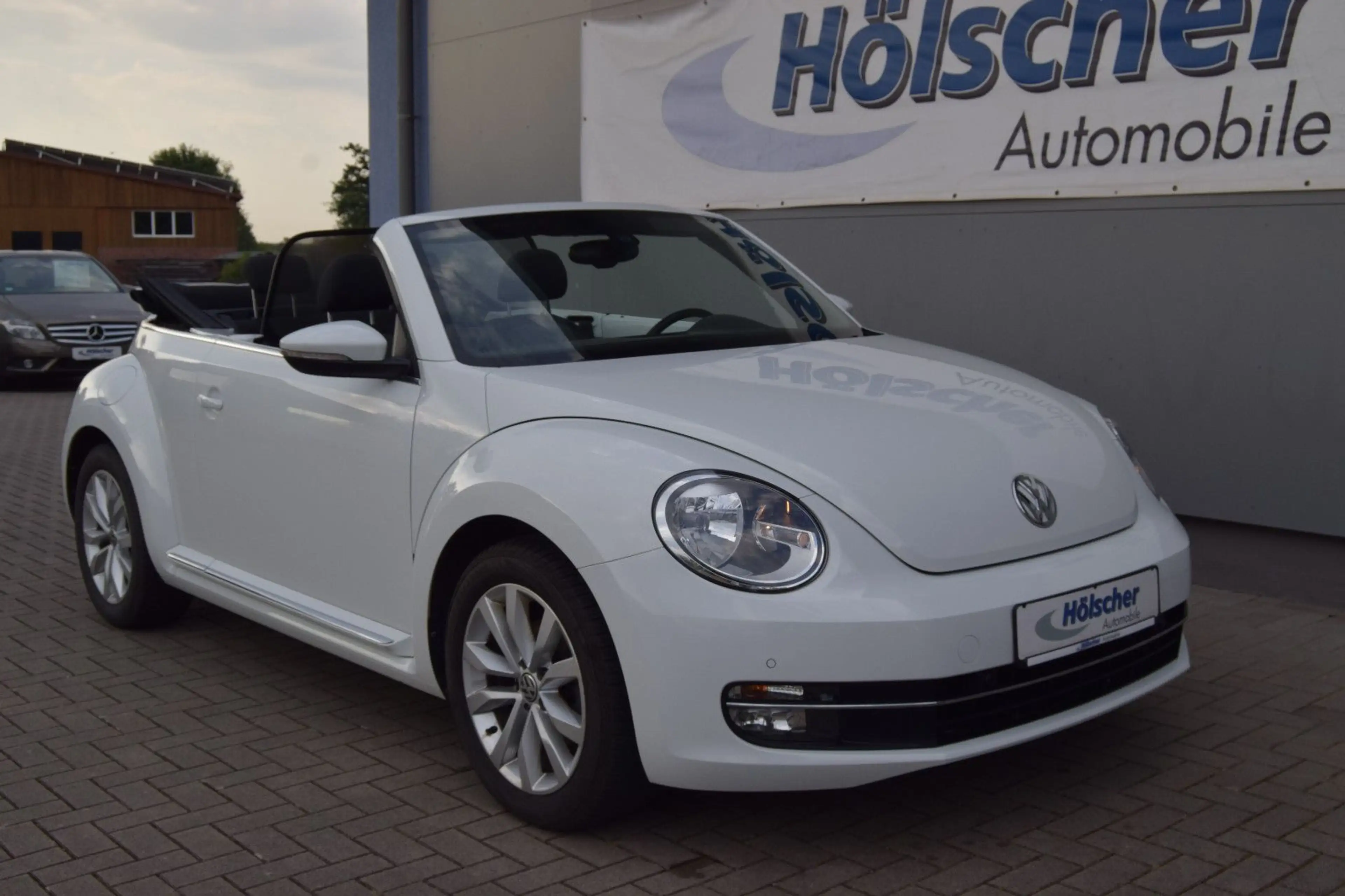 Volkswagen Beetle Cabriolet Design