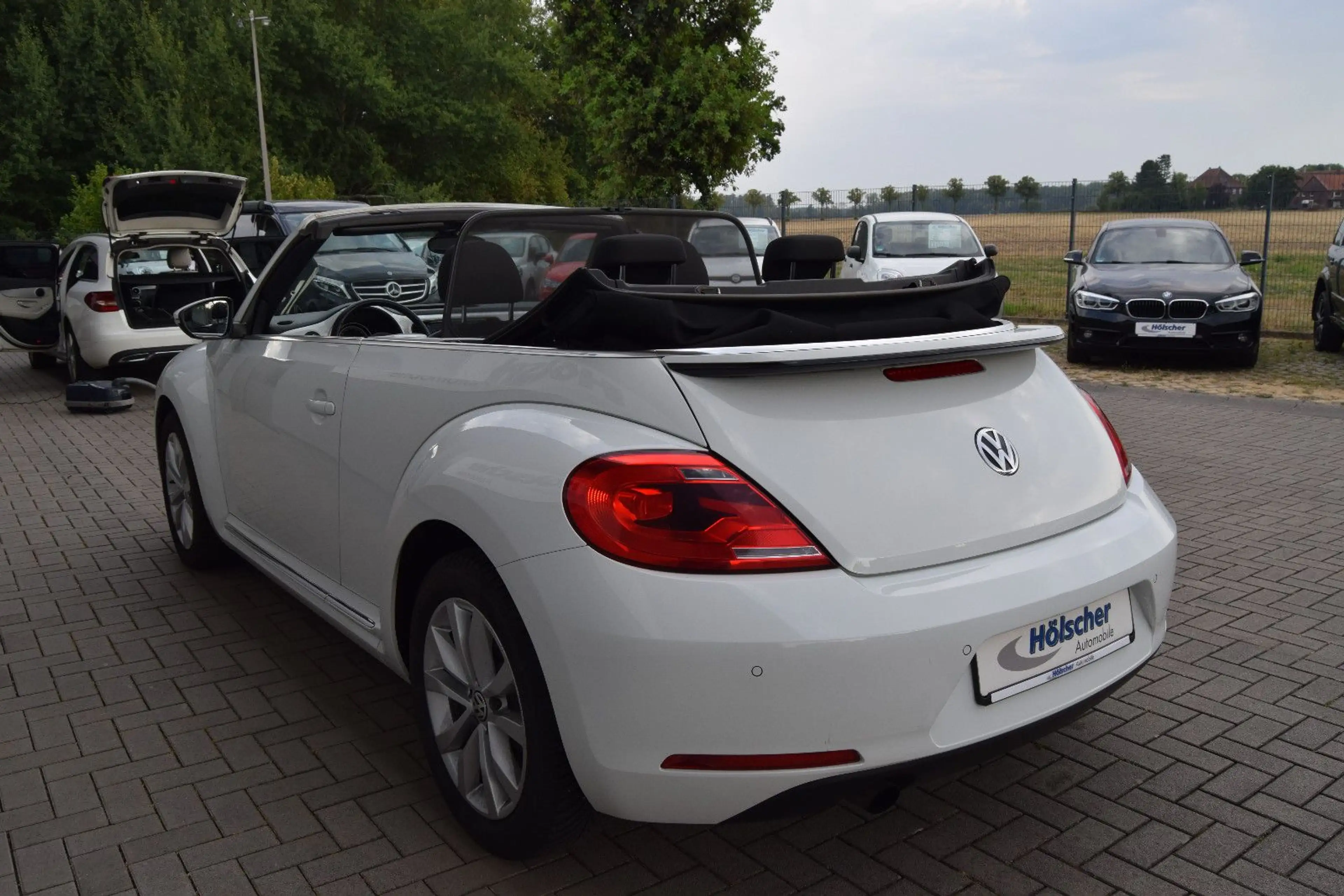 Volkswagen Beetle Cabriolet Design — photo 4