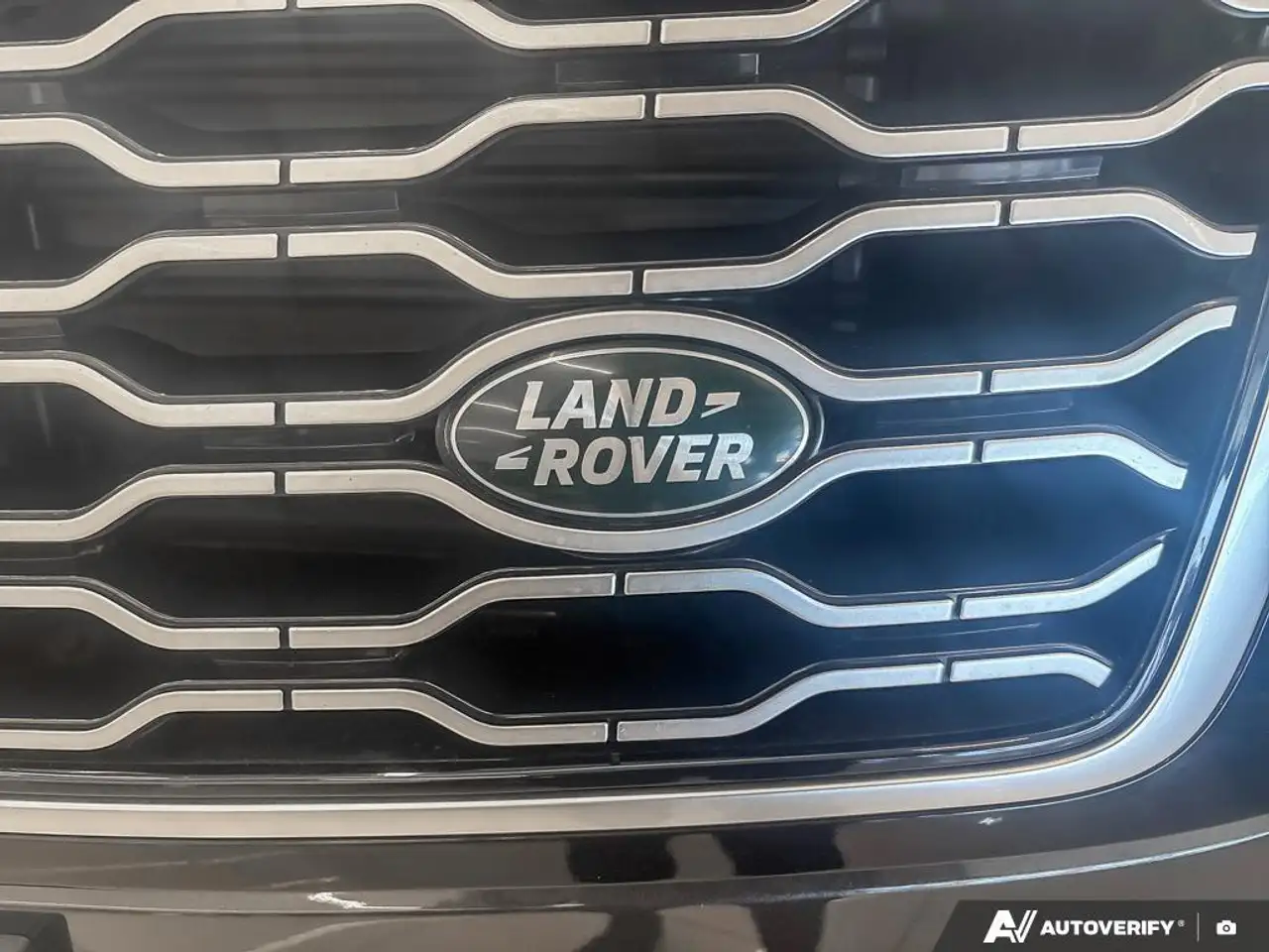 Land Rover Range Rover photo Land Rover Range Rover