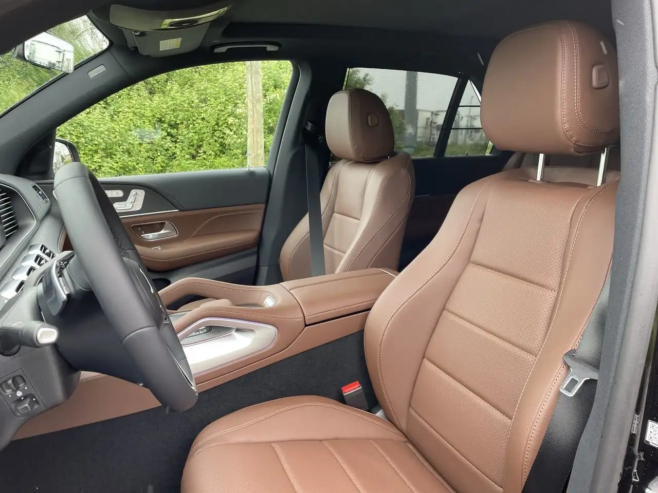 Mercedes-Benz GLE снимка Mercedes-Benz GLE