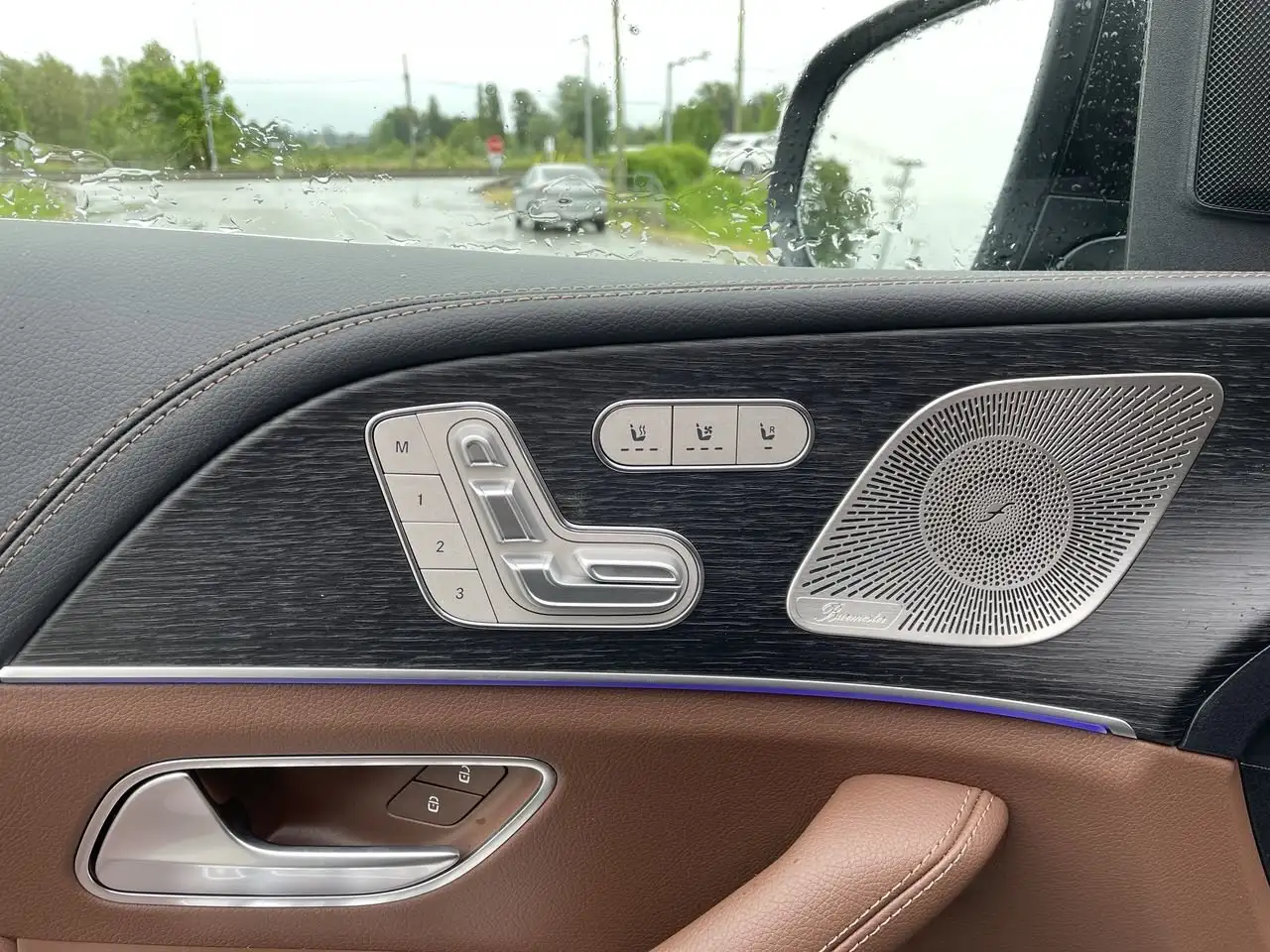 Mercedes-Benz GLE снимка Mercedes-Benz GLE