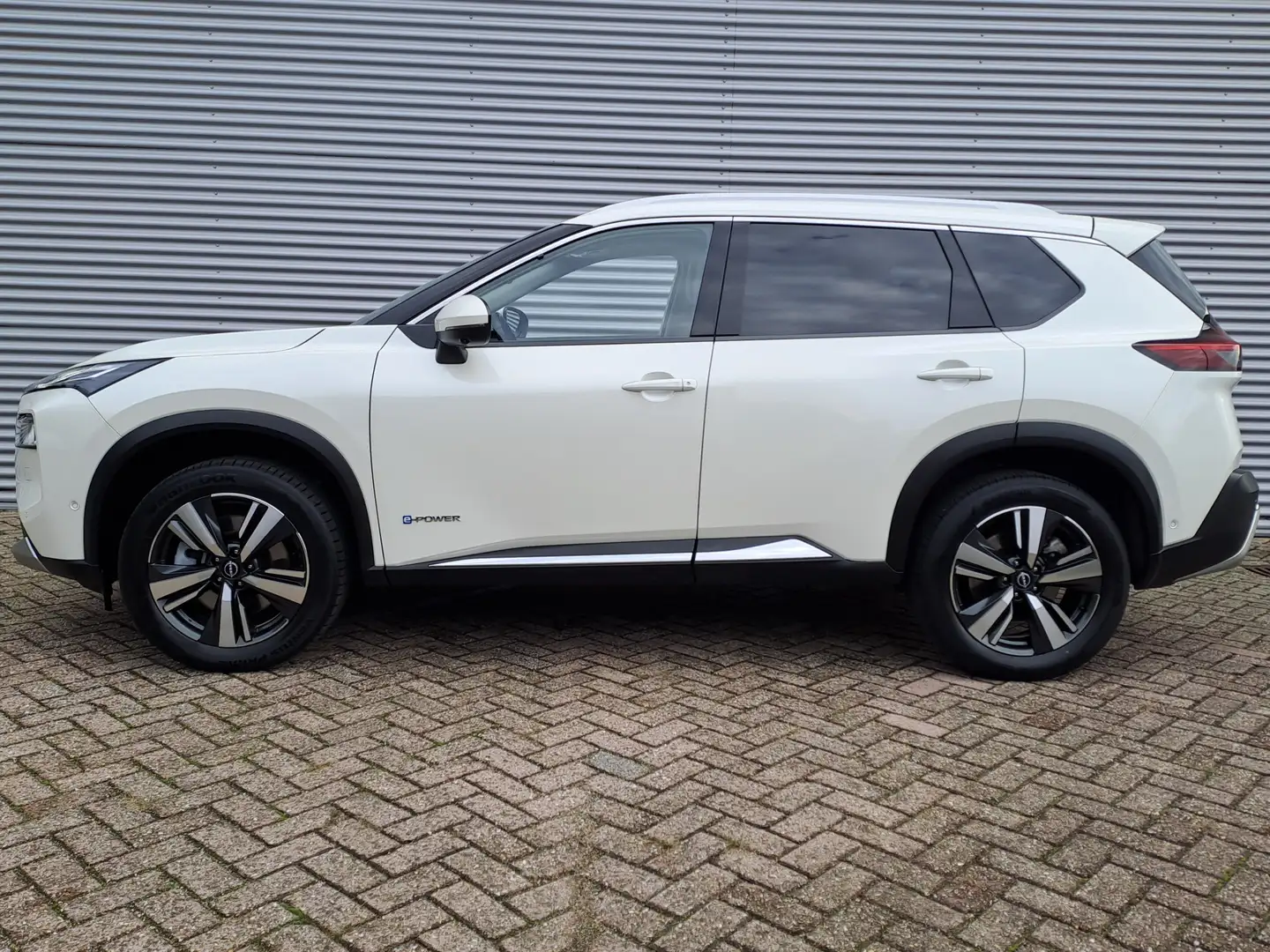 Nissan X-Trail 1.5 e-4orce Tekna 4WD | Automaat | Head-up display Blanc - 2