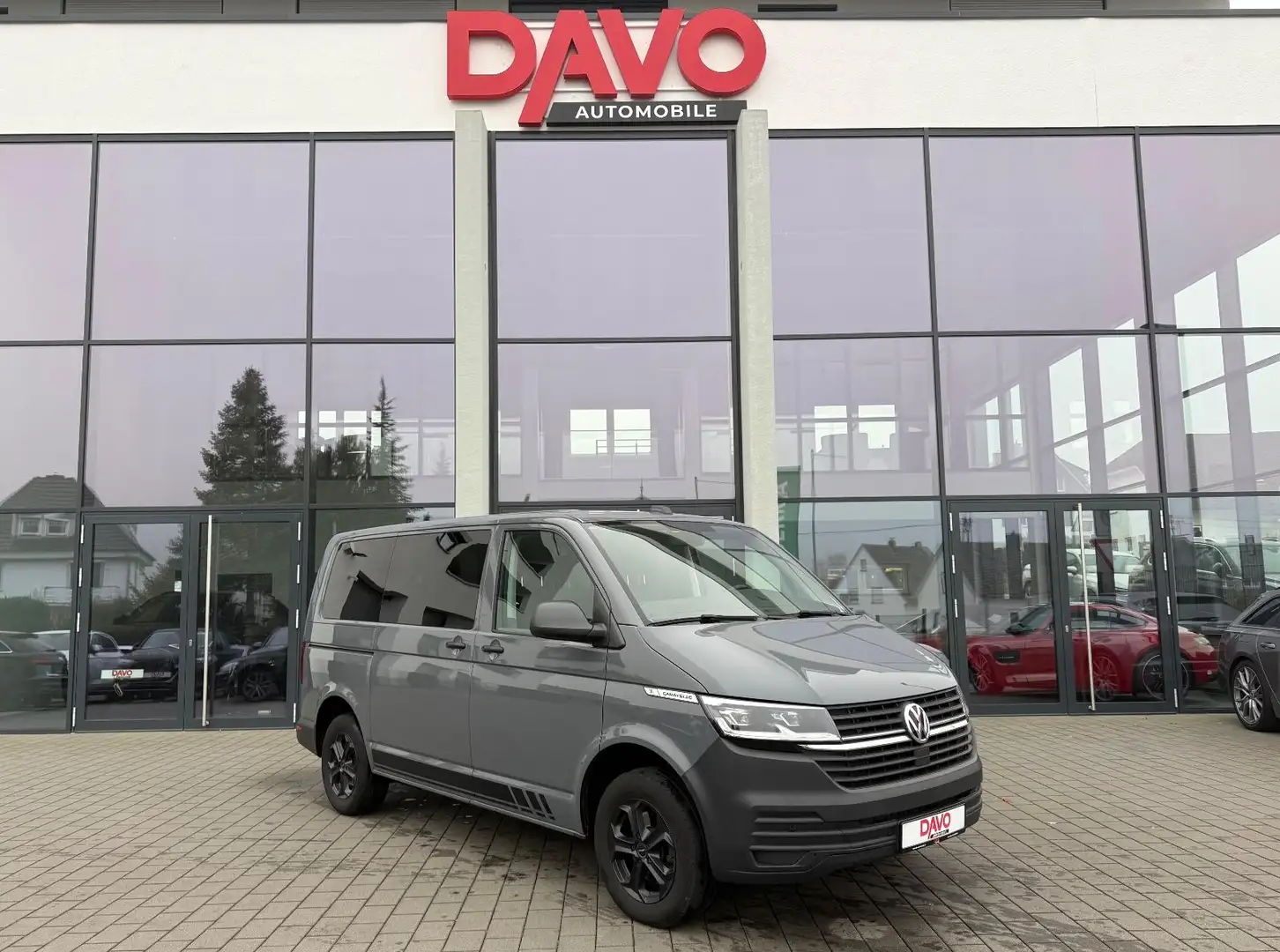 Volkswagen T6 Caravelle T6.1 Caravelle 2.0 TDI Trendline DSG 5-Sitzer Grau - 1