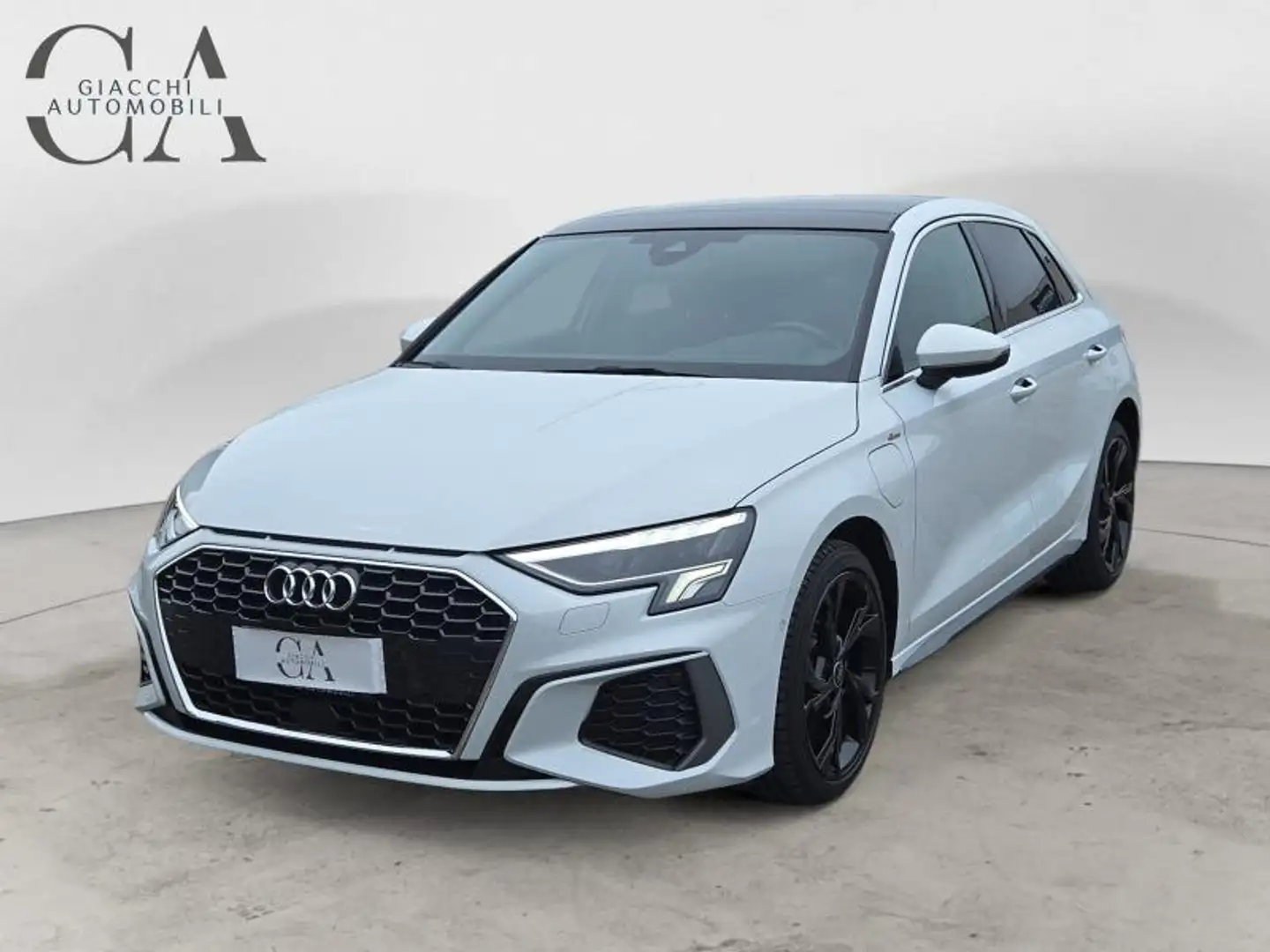 Audi A3 40 1.4 tfsi e S line edition s-tronic - 1