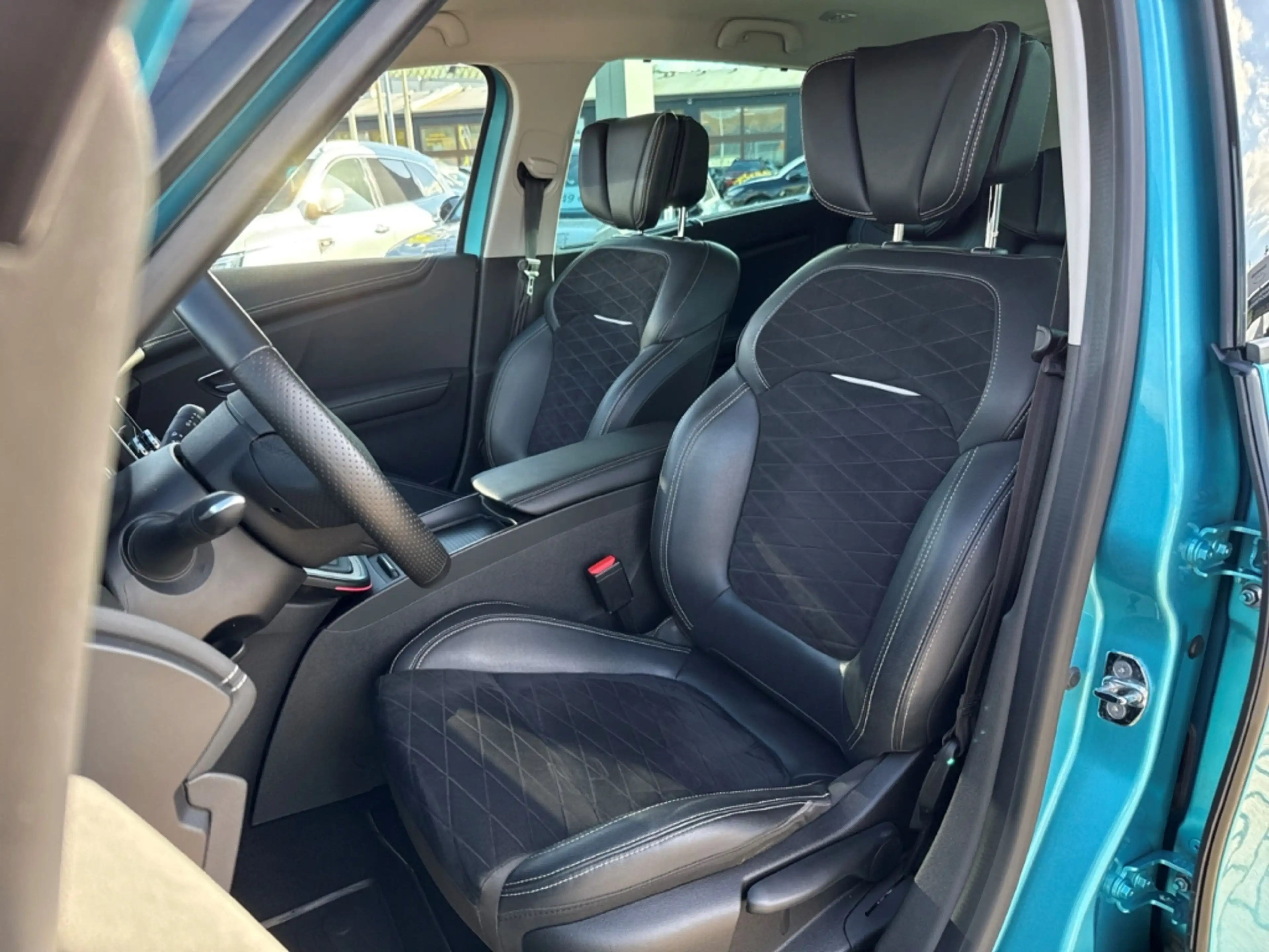 Renault Grand Scenic BLACK EDITION TCE Black Edition TCe 160 EDC SHZ+BO — photo 9