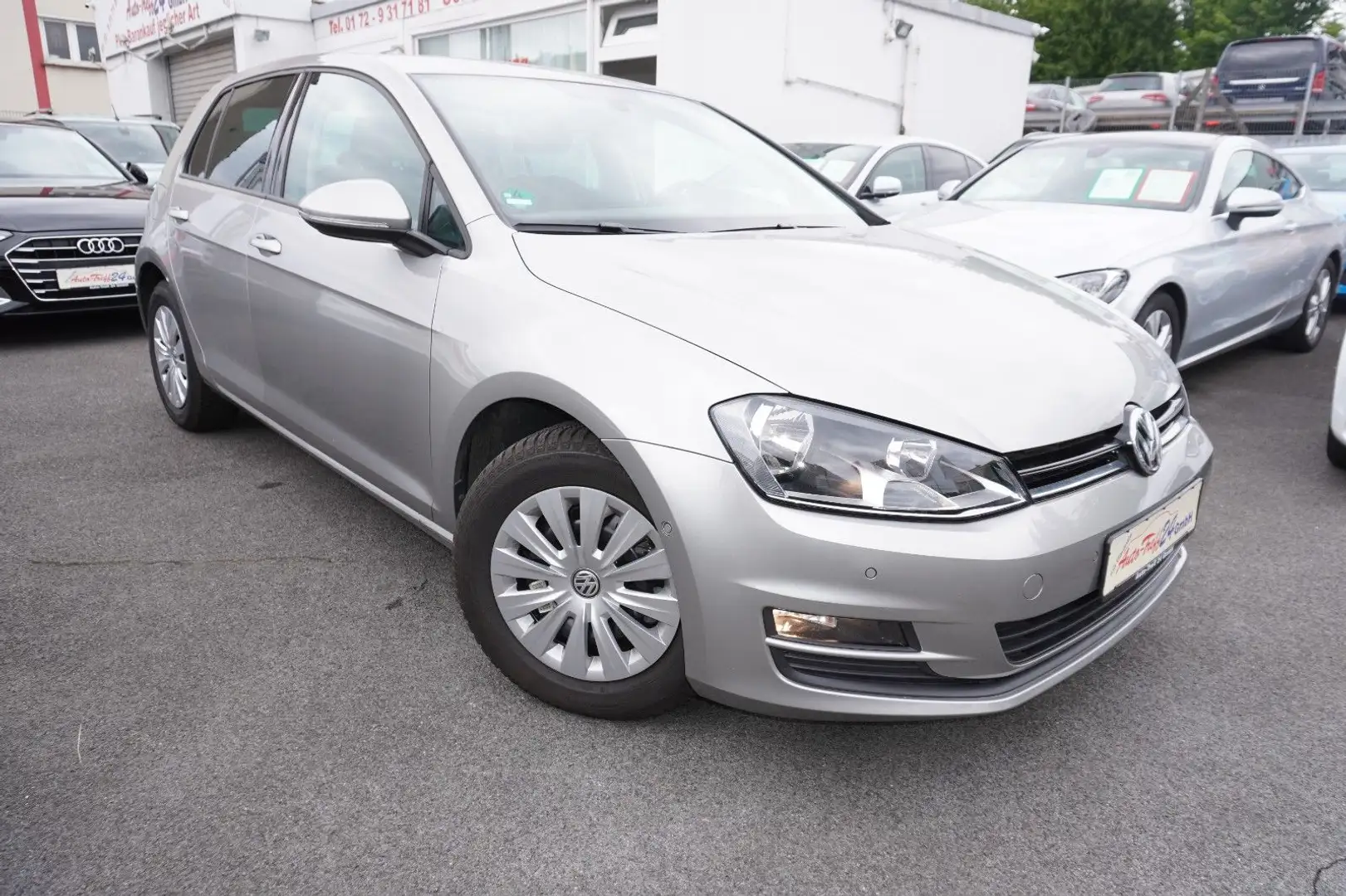 Volkswagen Golf VII Lim. 1.2 *nur 4.900 KM*1.Hand*GARANTIE* Silber - 1