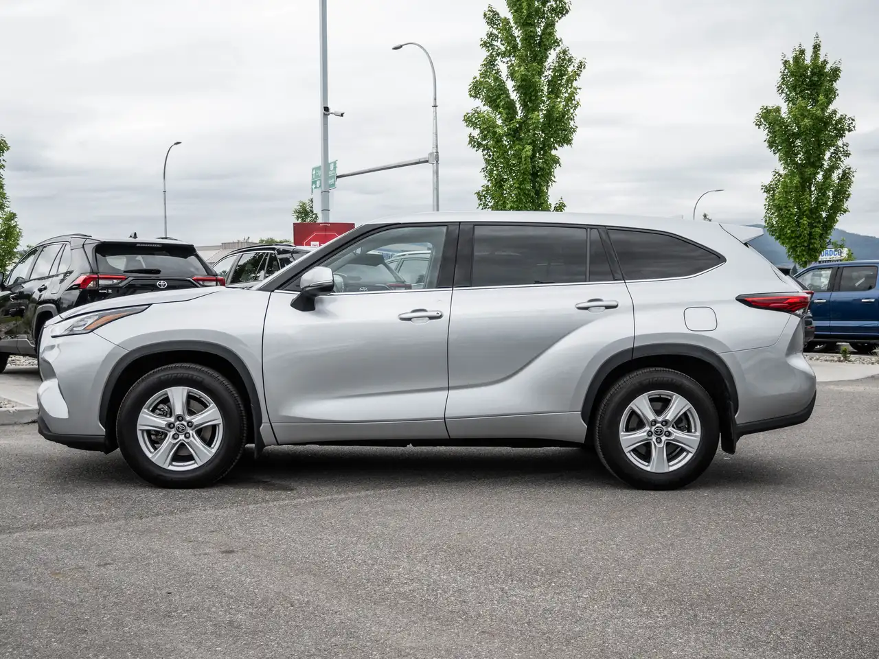 Toyota Highlander снимка Toyota Highlander
