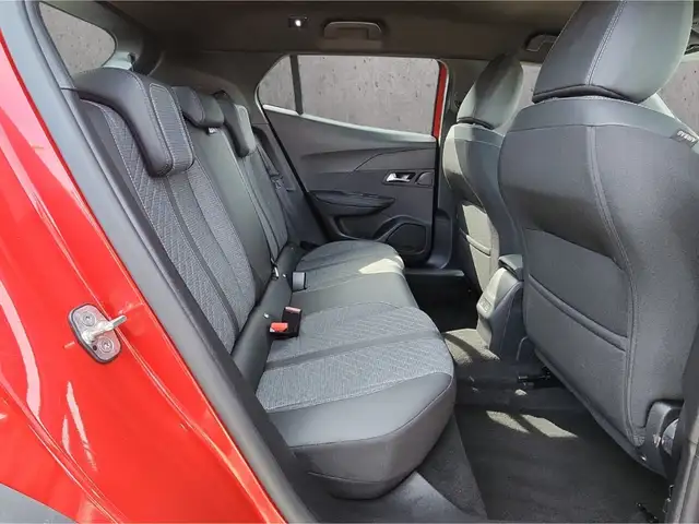 Peugeot 2008 view 14