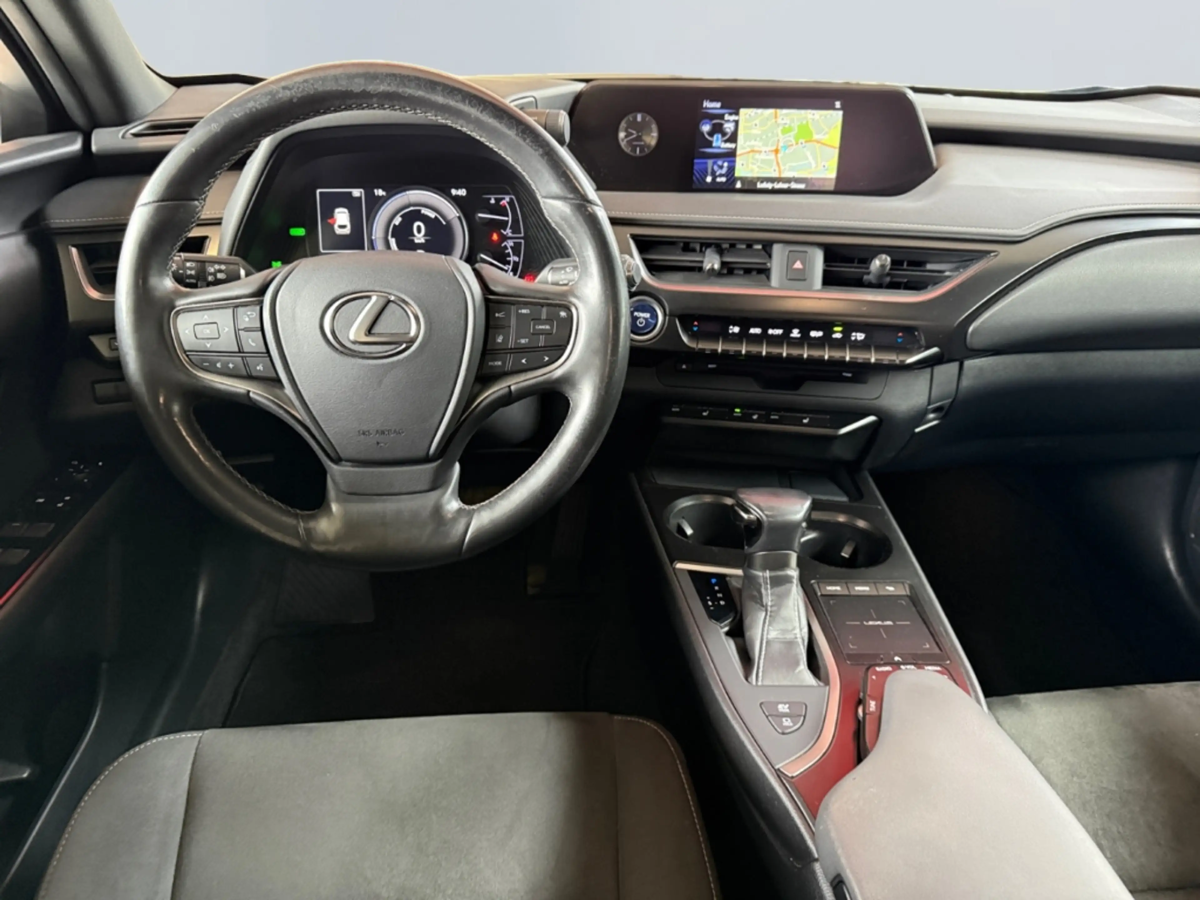 Lexus UX 250h Launch Edition *RCam*SHZ*PDC*ACC* — photo 11
