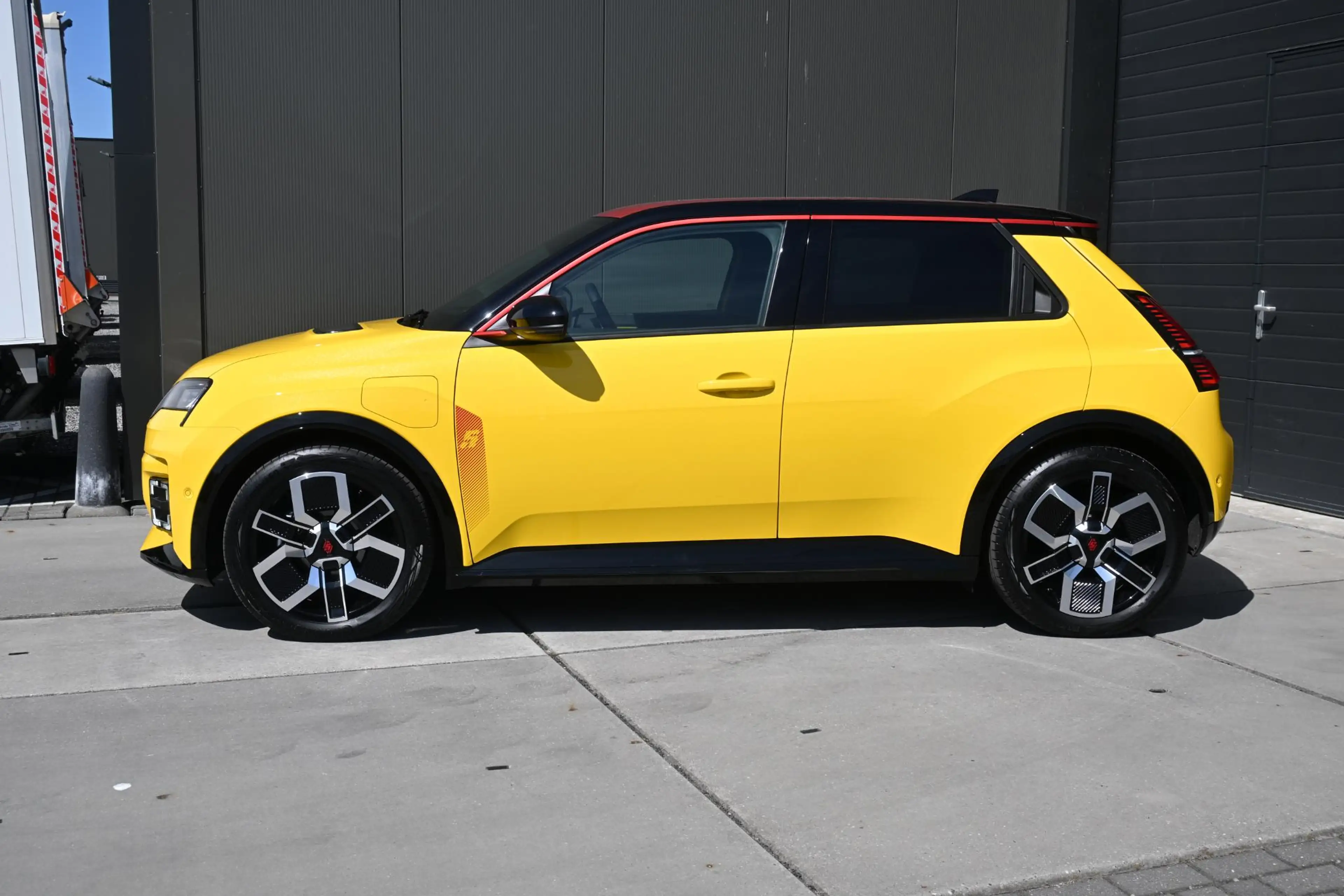 Renault R 5 comfort range iconic cinq 52 kWh | STUUR/STOELVERW — photo 5