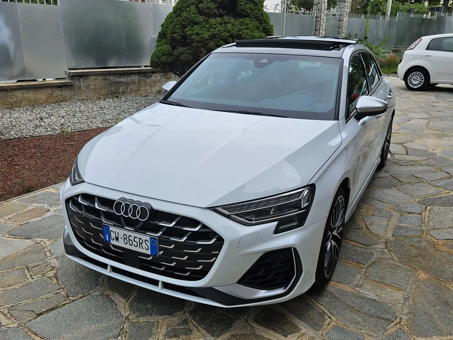 Audi S3 IV 2024 Sportback sport attitude quattro s-tronic Bianco - 1