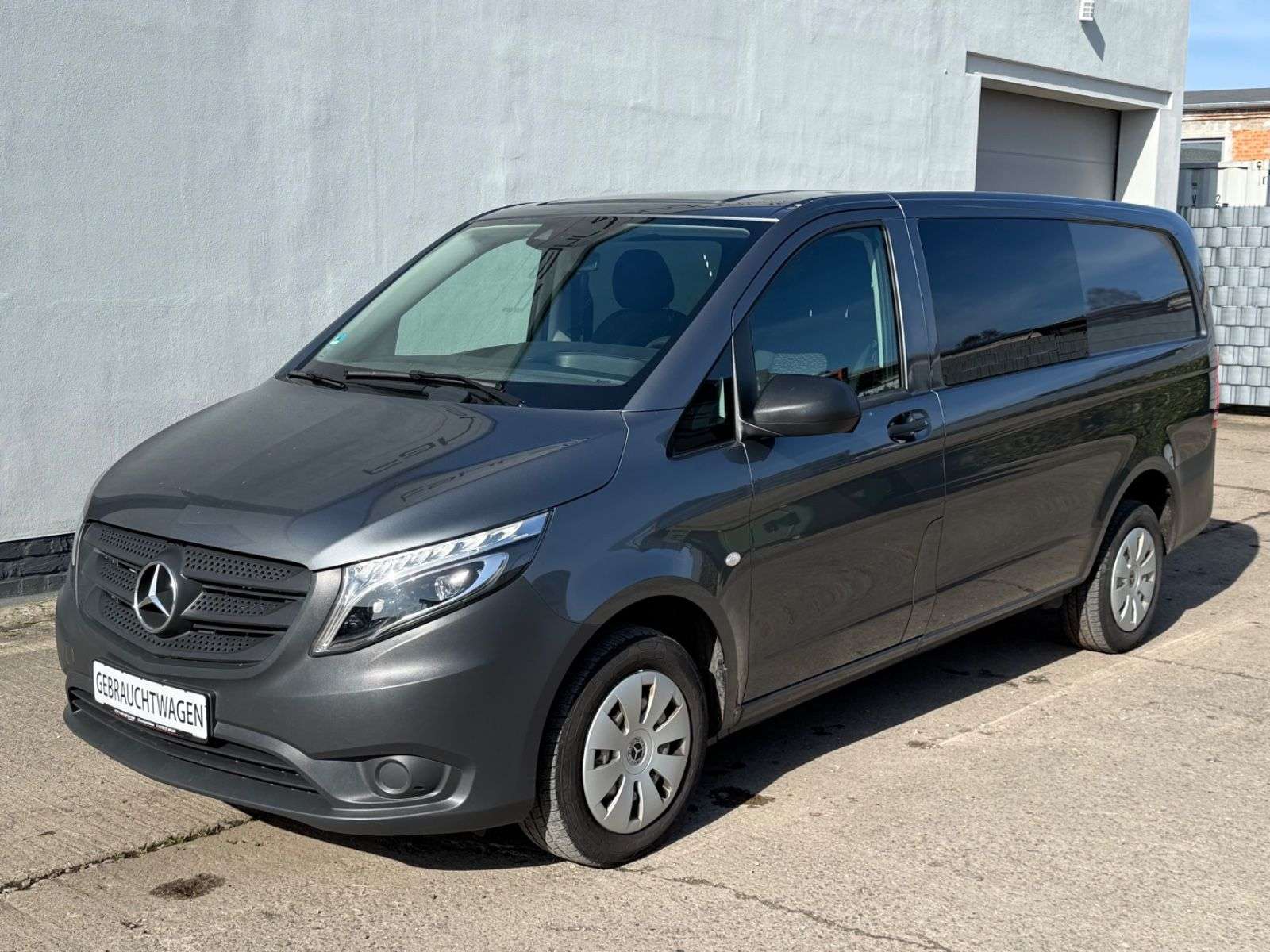 Second hand Mercedes Benz Vito 