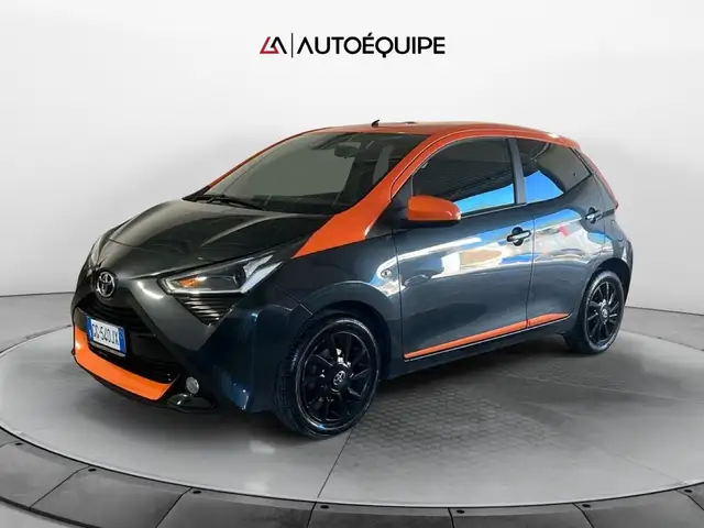 Toyota Aygo II 2018 5p 5p 1.0 x-music 72cv