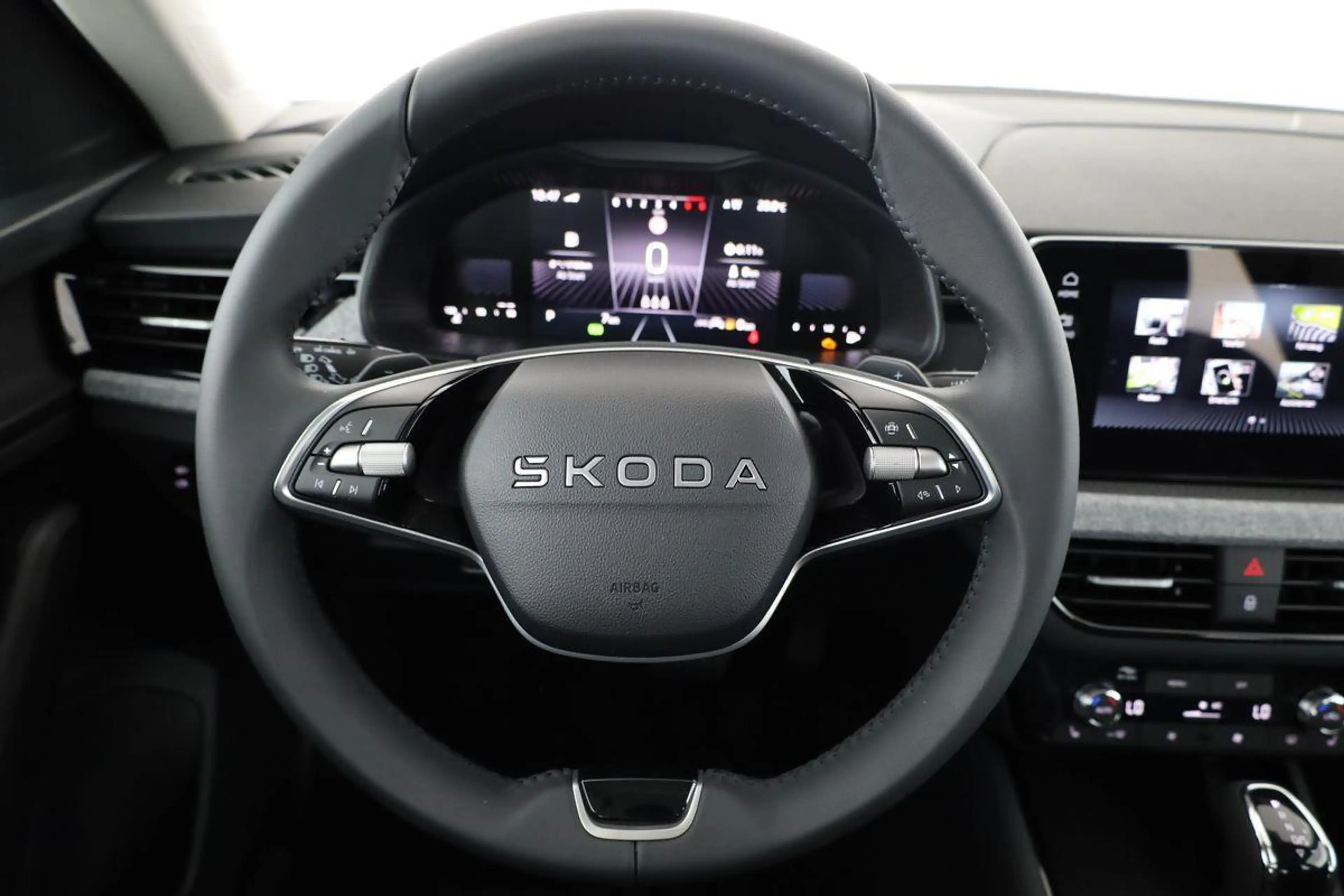 Skoda Kamiq Selection 1.5 TSI DSG Selection, LED, Kamera, L... — photo 5